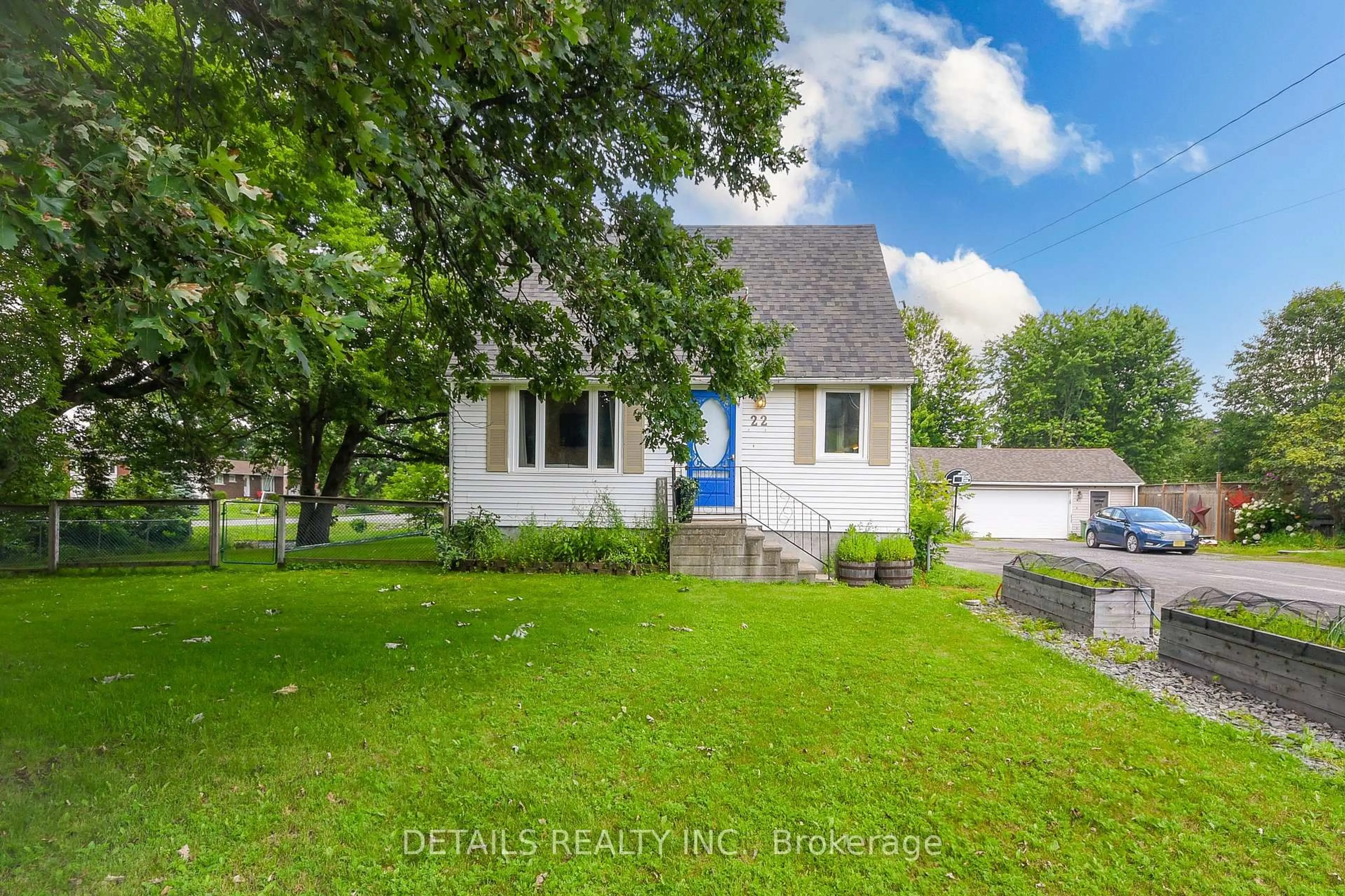 A pic from outside/outdoor area/front of a property/back of a property/a pic from drone, street for 22 Colonel Murray St, Richmond Ontario K0A 2Z0