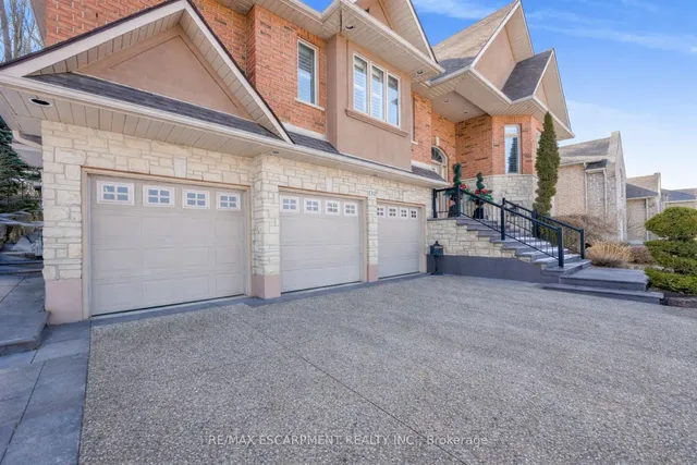 130 DORCHESTER Dr, Grimsby 2