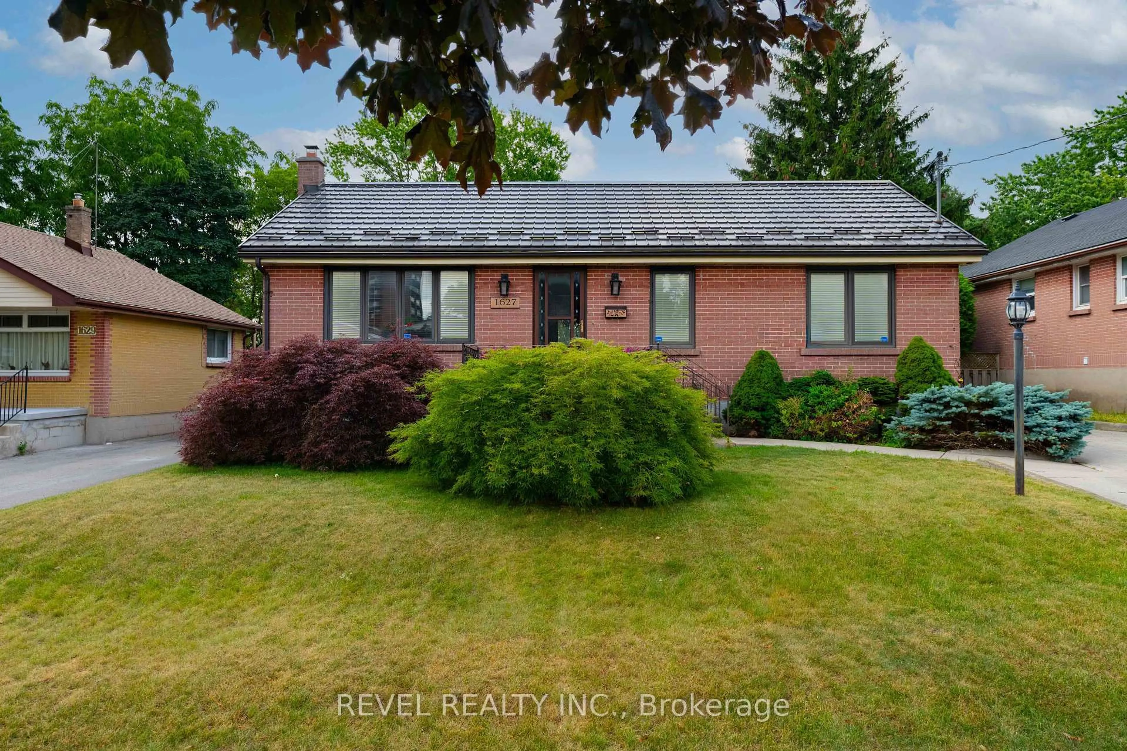 Home with brick exterior material, street for 1627 Mardell St, London East Ontario N5V 1X3