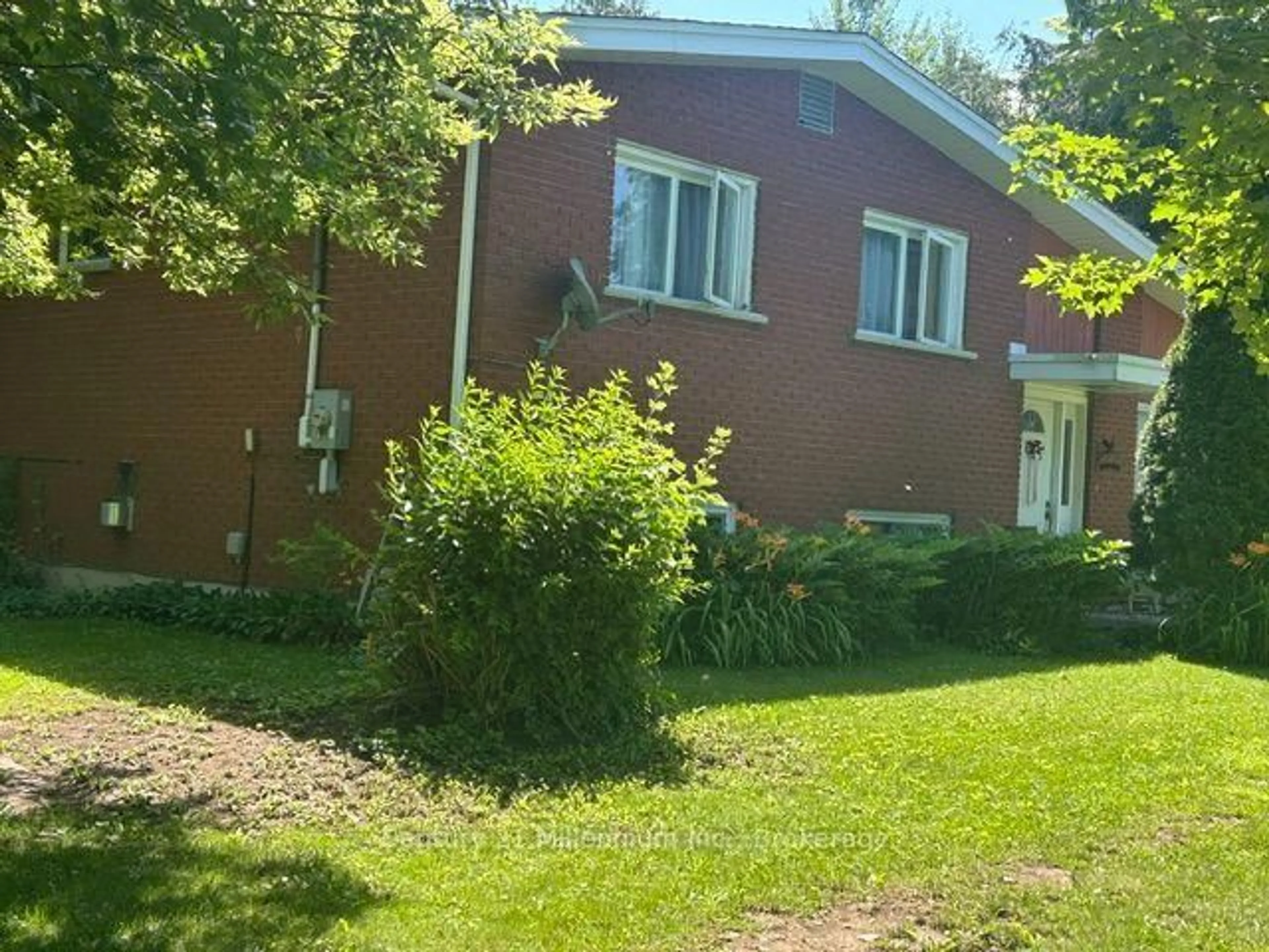 A pic from outside/outdoor area/front of a property/back of a property/a pic from drone, street for 112197 Grey Road 3 Rd, West Grey Ontario N0G 1C0