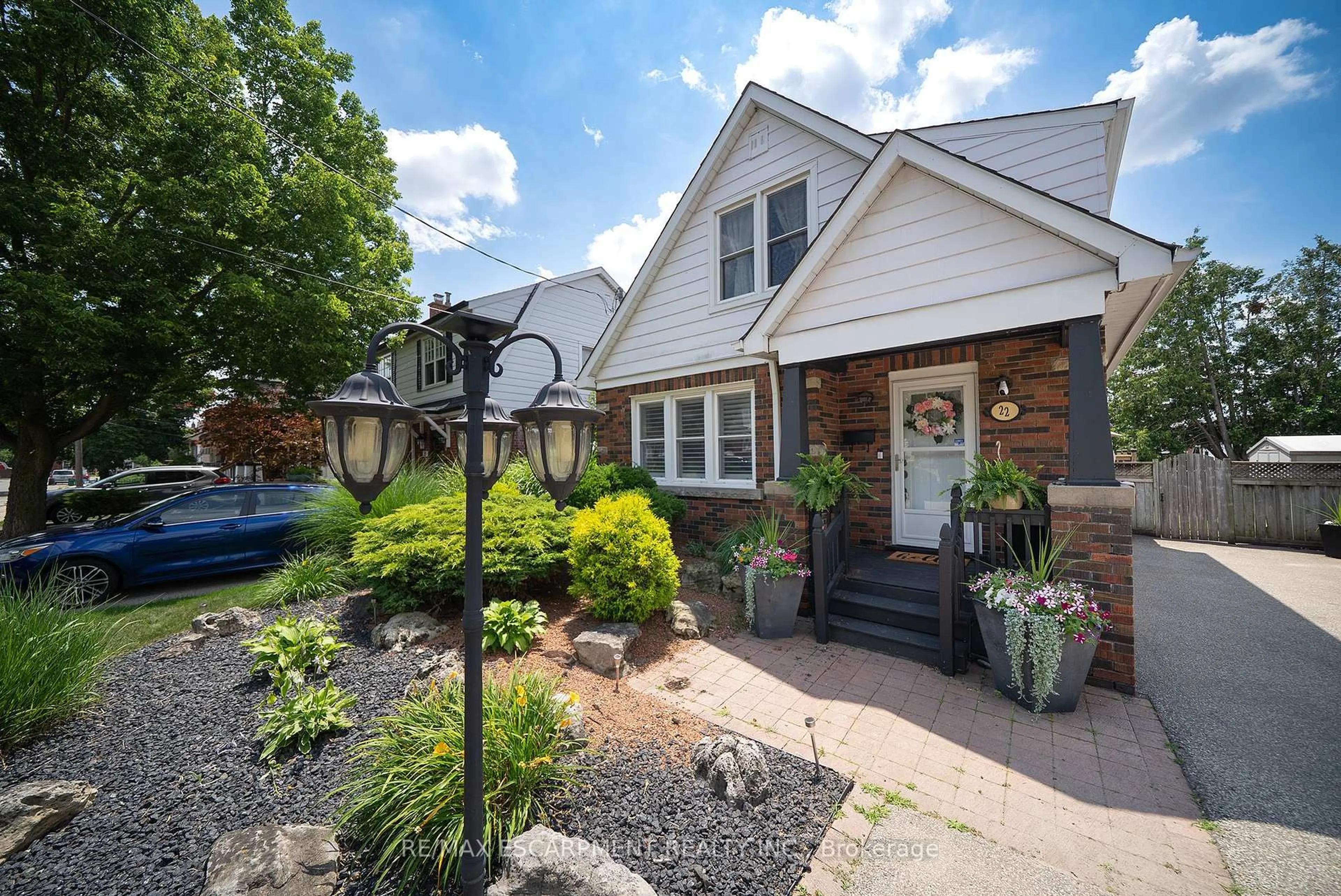 Home with brick exterior material, street for 22 Burwell St, Brantford Ontario N3T 4T6