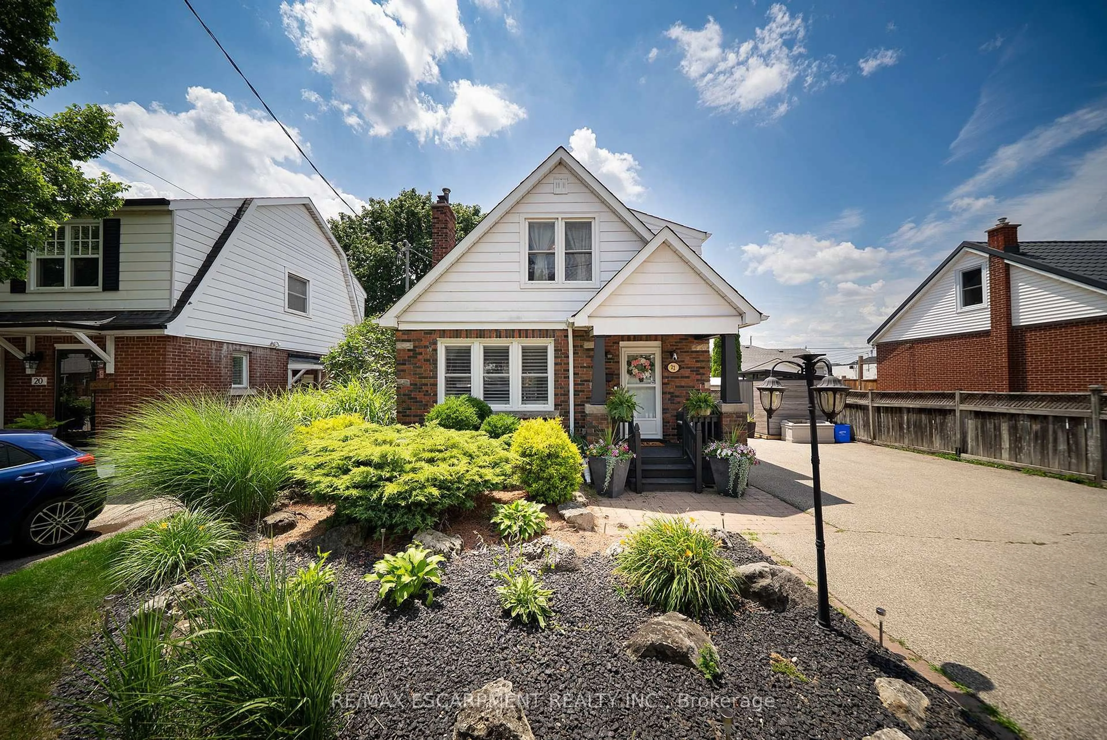 Home with brick exterior material, street for 22 Burwell St, Brantford Ontario N3T 4T6