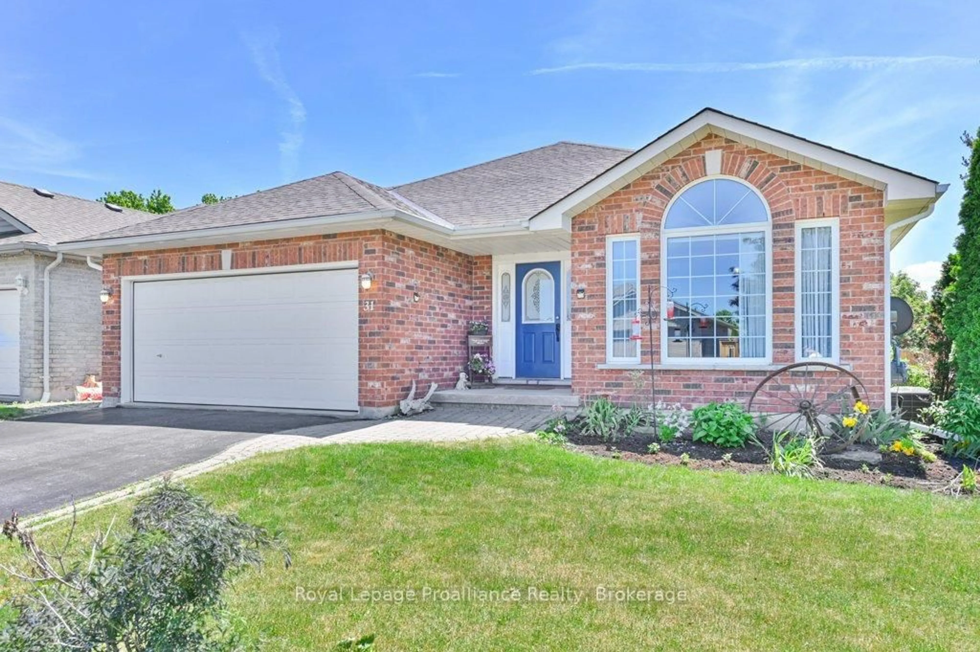Home with brick exterior material, street for 31 Hemlock Cres, Belleville Ontario K8N 5Y1