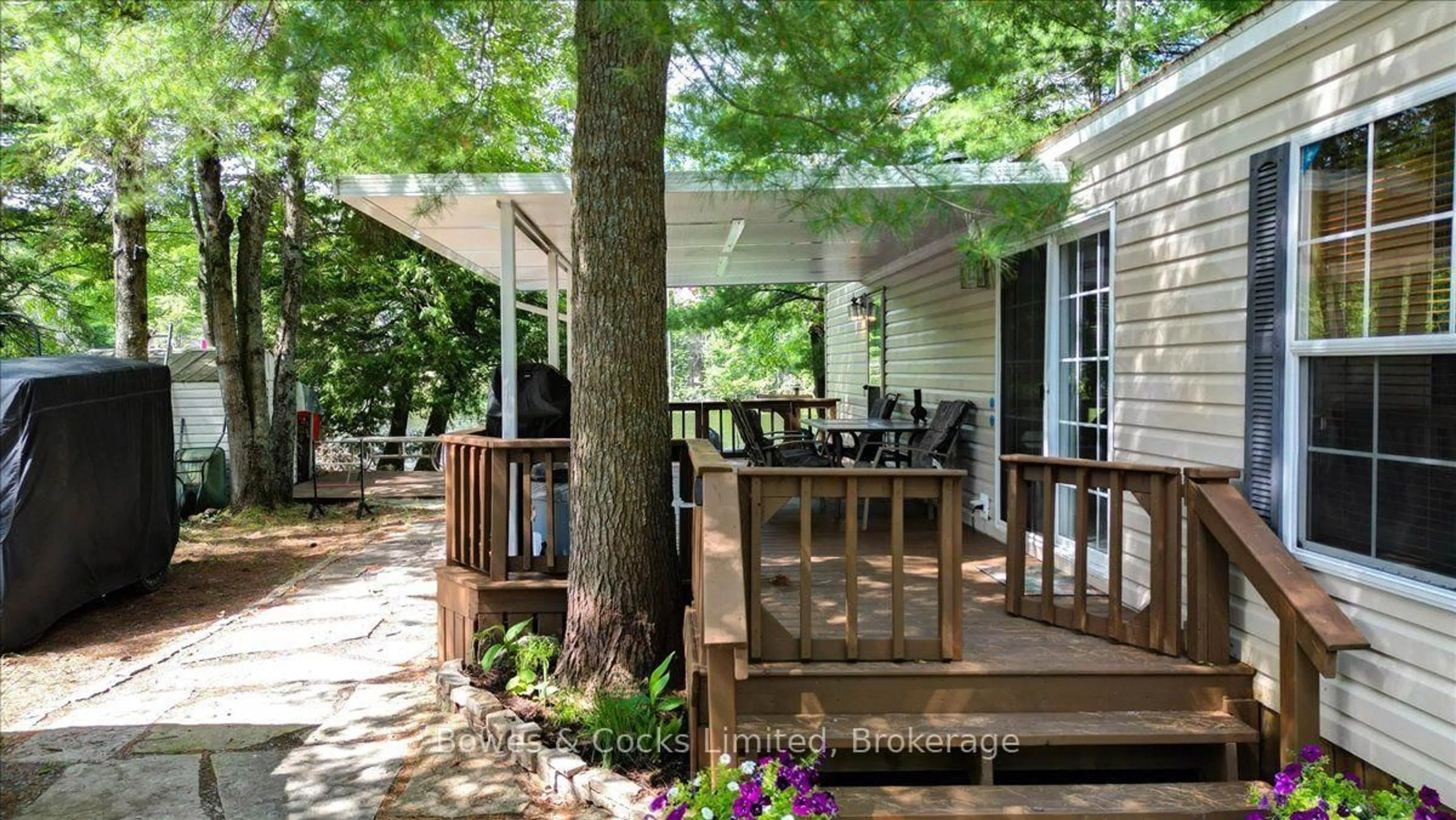 Patio, street for R2-1123 Homestead Rd, Highlands East Ontario K0L 1C0