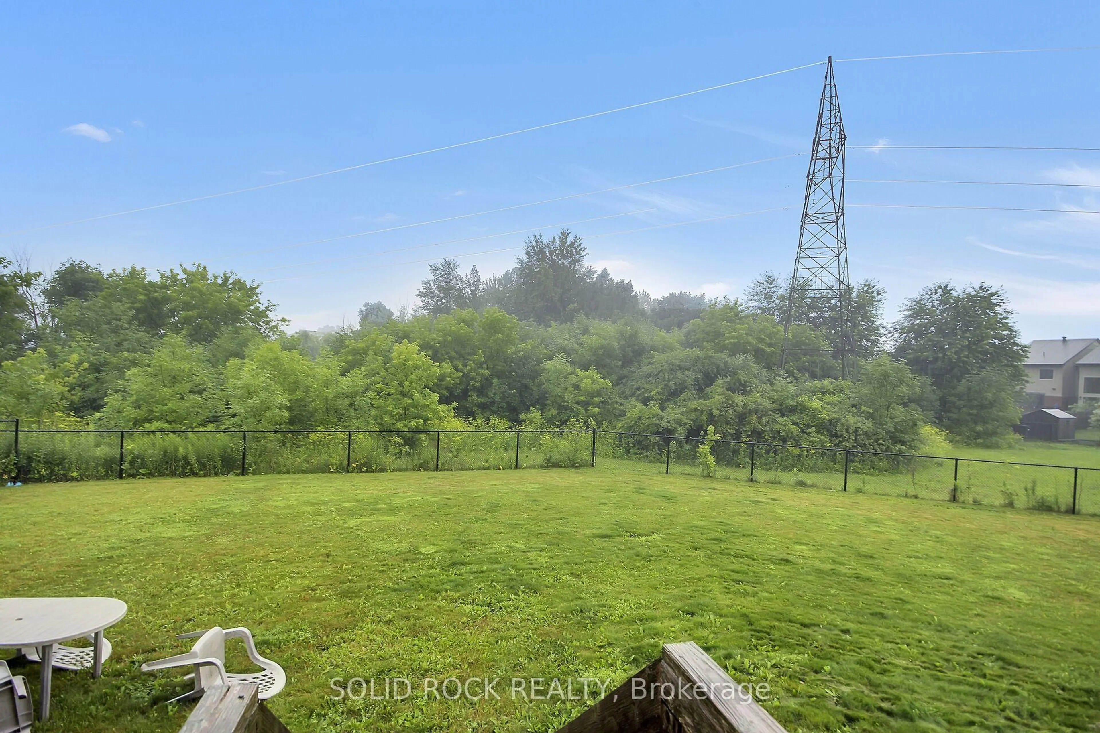A pic from outside/outdoor area/front of a property/back of a property/a pic from drone, forest/trees view for 520 GRAND TULLY Way, Gloucester Ontario K1V 2M1