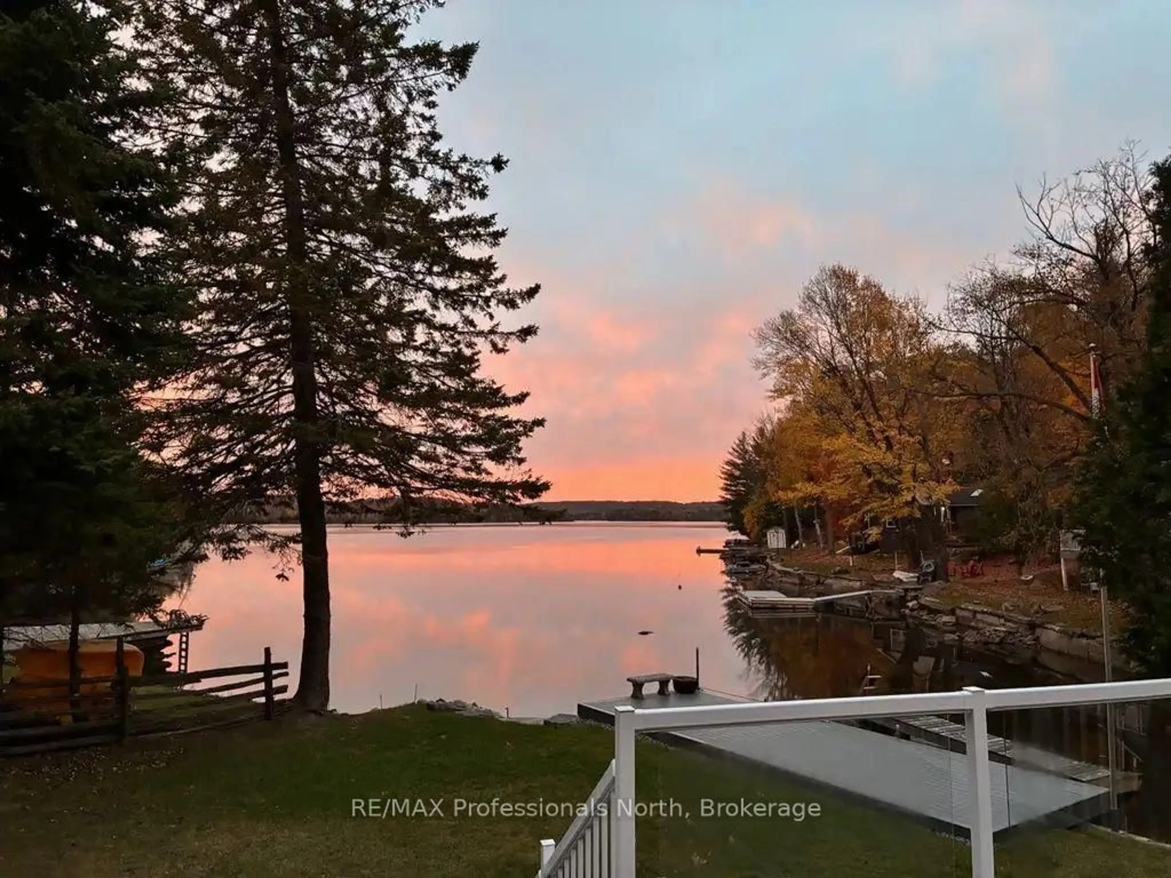 Blurry image for 1034 Reflection Circ, Minden Hills Ontario K0M 2K0