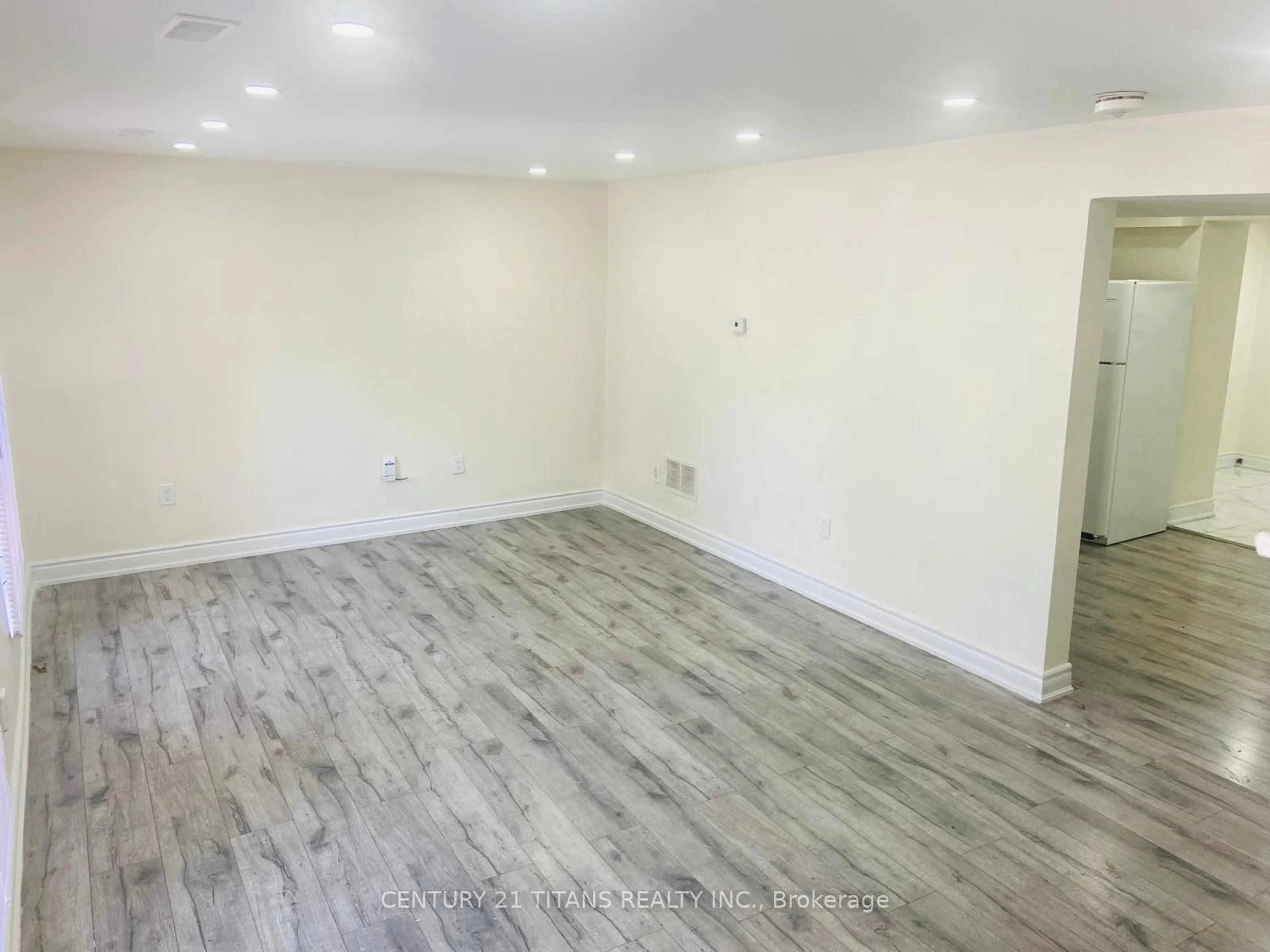 A pic of a room for 138-140 Grand Ave, Chatham-Kent Ontario N7L 1W2
