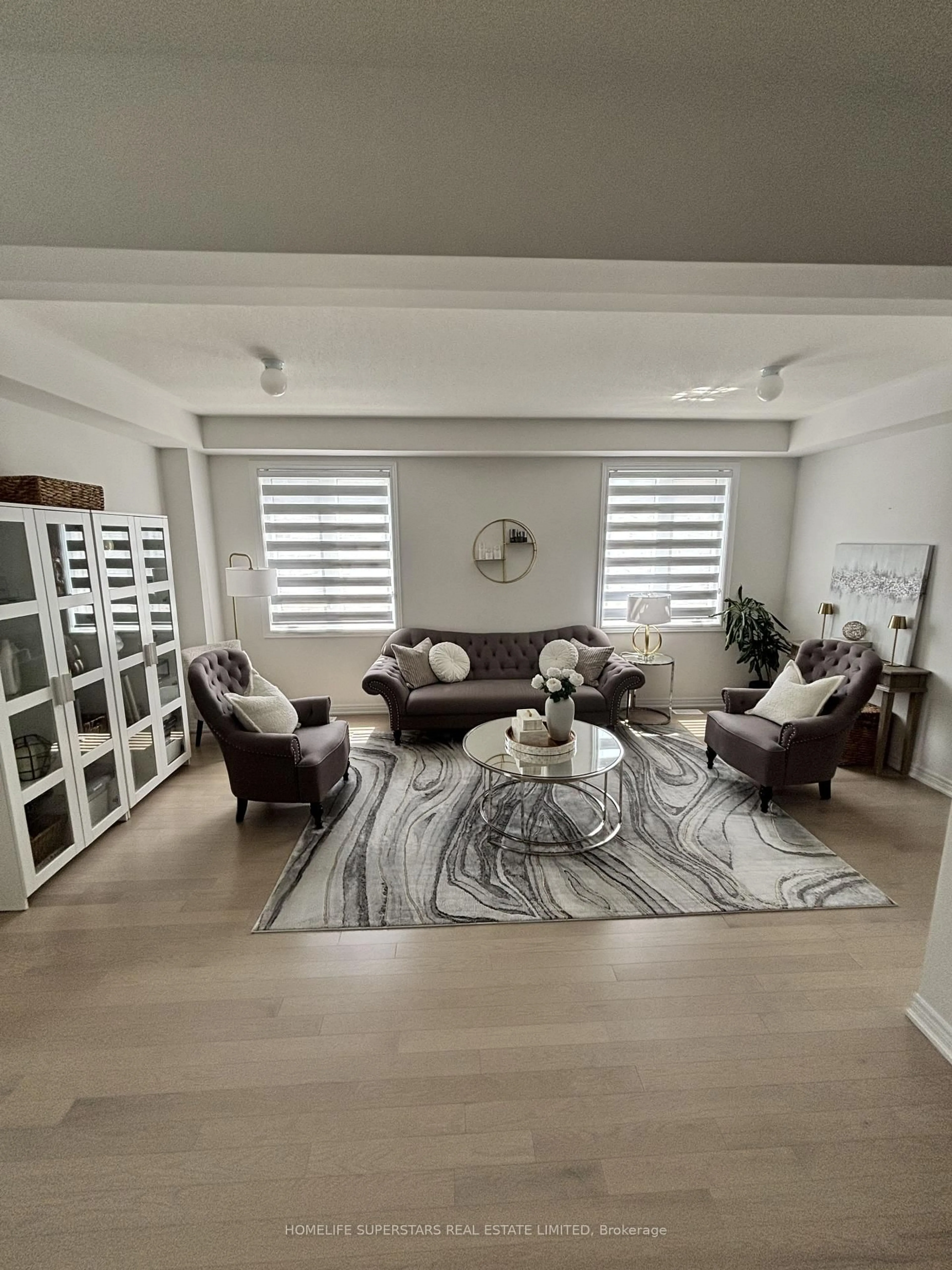 Living room with furniture, unknown for 435 Black Cherry Cres, Shelburne Ontario L9V 3Y7