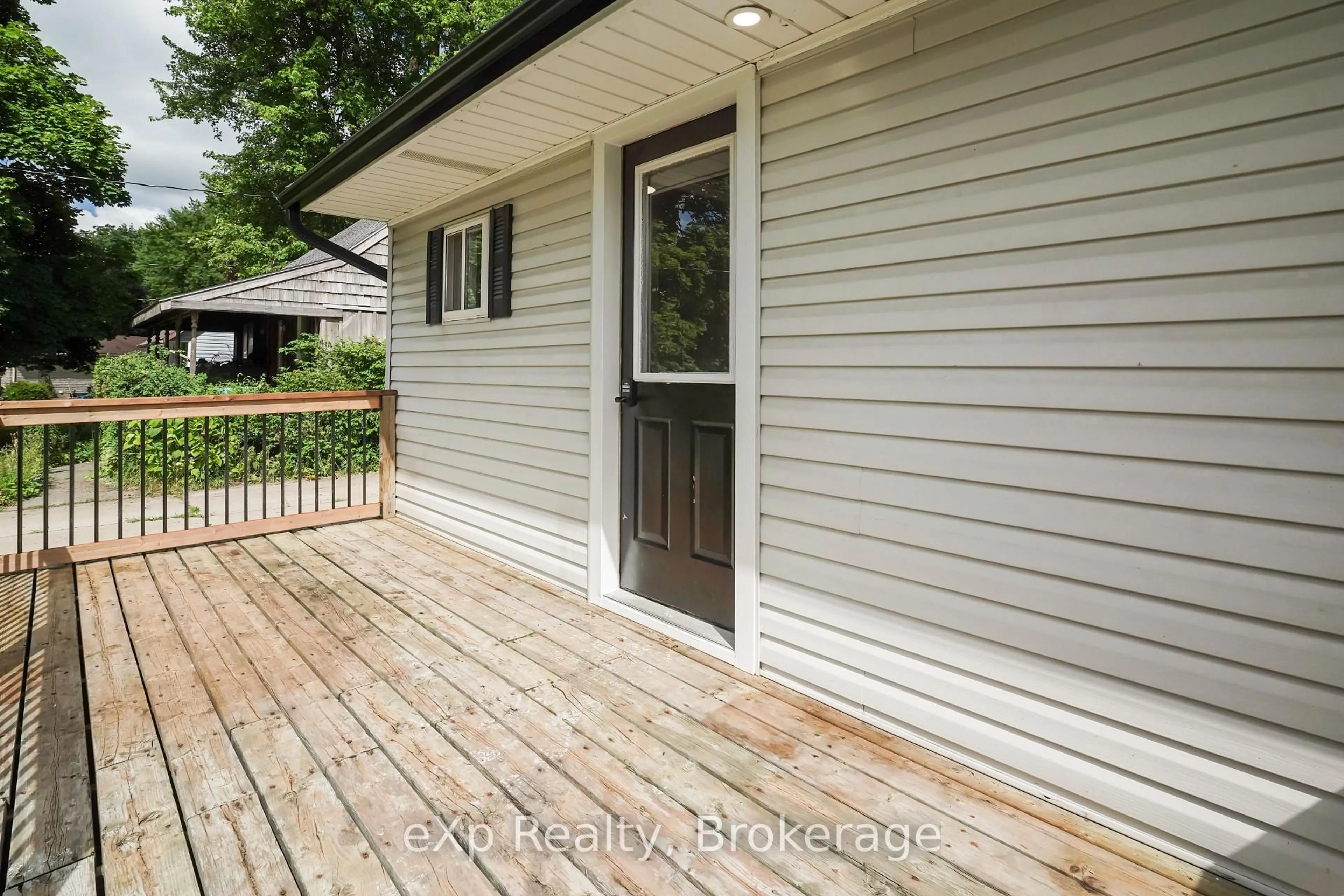 Home with vinyl exterior material, unknown for 84 Victoria Blvd, Huron East Ontario N0M 1L0