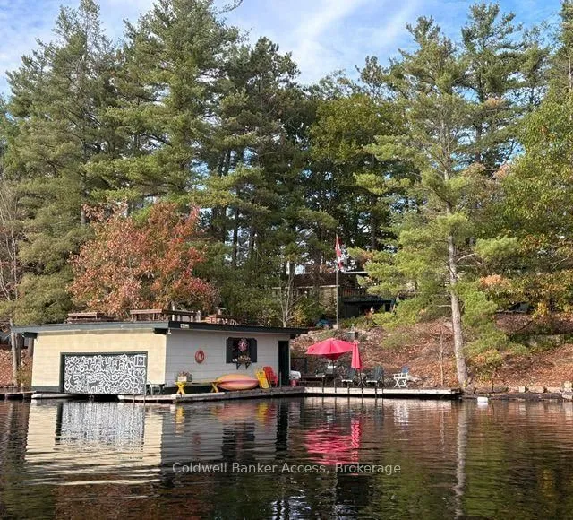 1090 Pineneedle Point Rd, Muskoka Lakes 3
