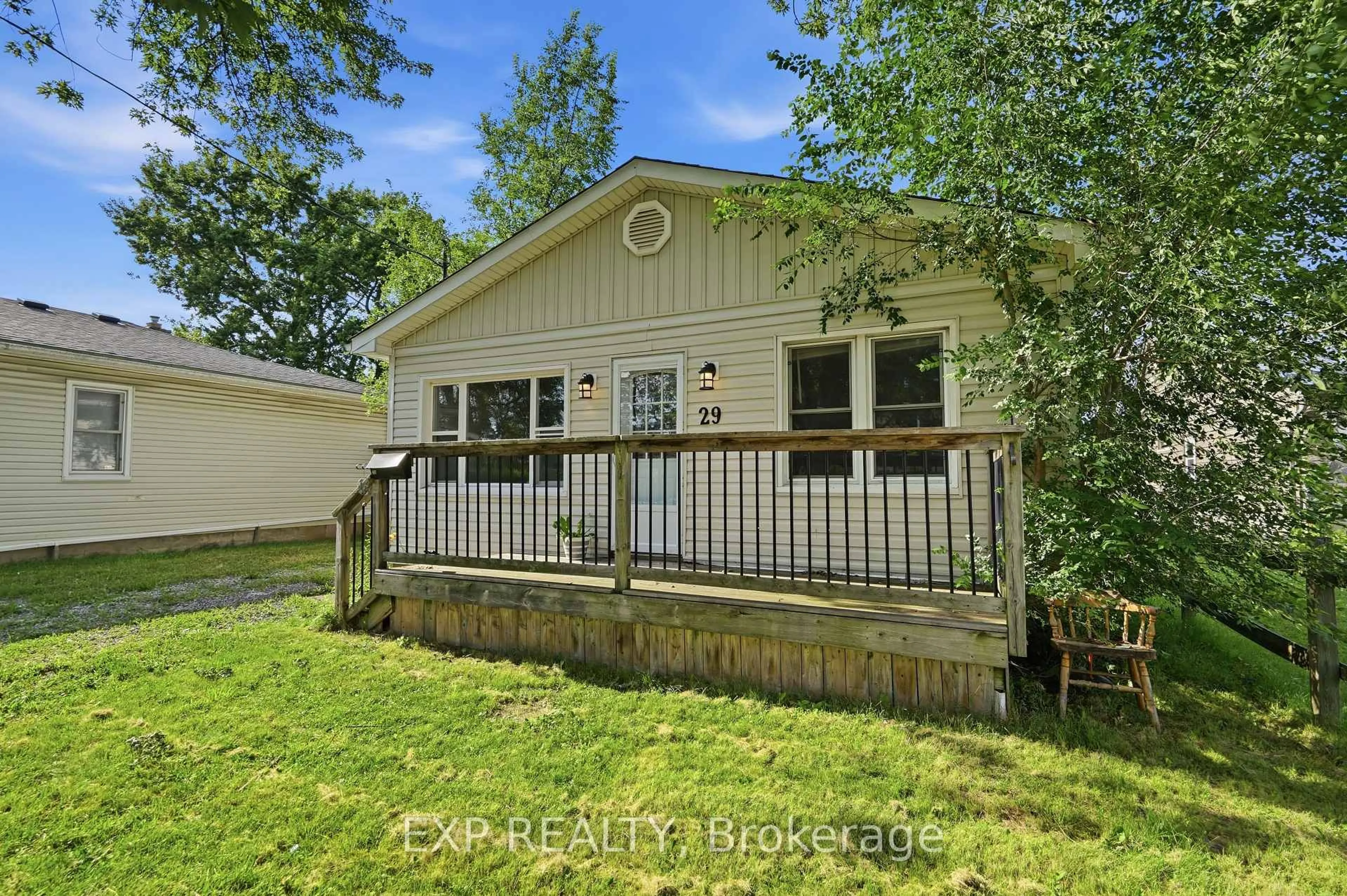 Unknown for 29 Rockwood Ave, St. Catharines Ontario L2P 1E6