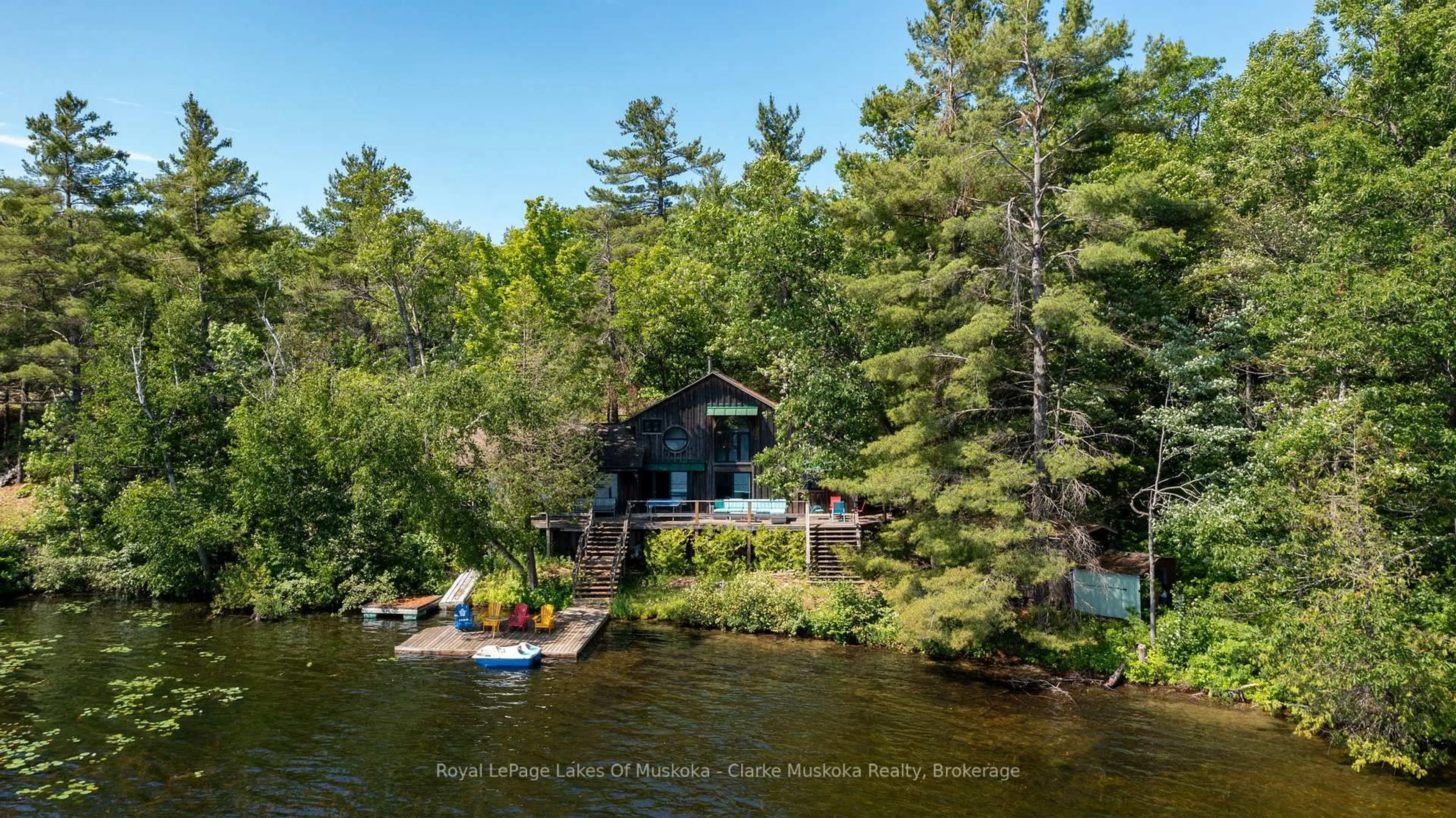 A pic from outside/outdoor area/front of a property/back of a property/a pic from drone, water/lake/river/ocean view for 21 Big Rock Rd, Georgian Bay Ontario L0K 1S0