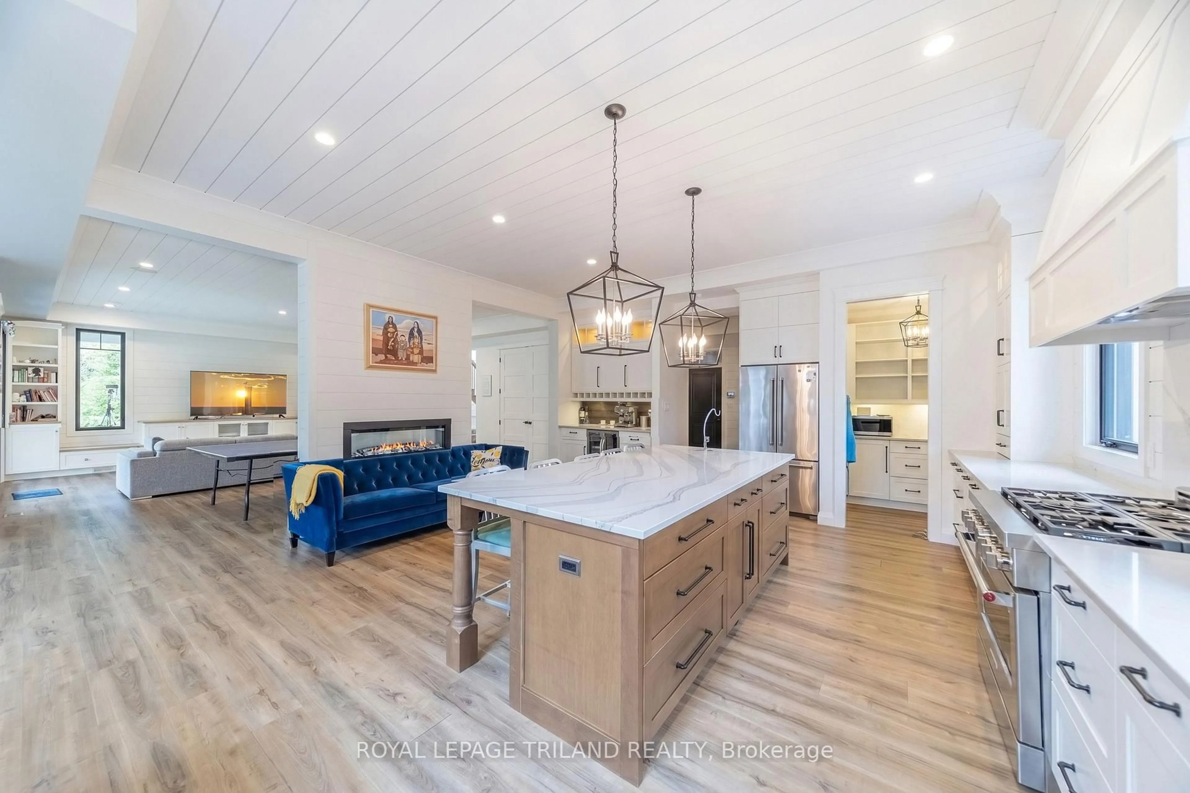 Open concept kitchen, unknown for 10195 Red Pine Rd, Lambton Shores Ontario N0M 1T0