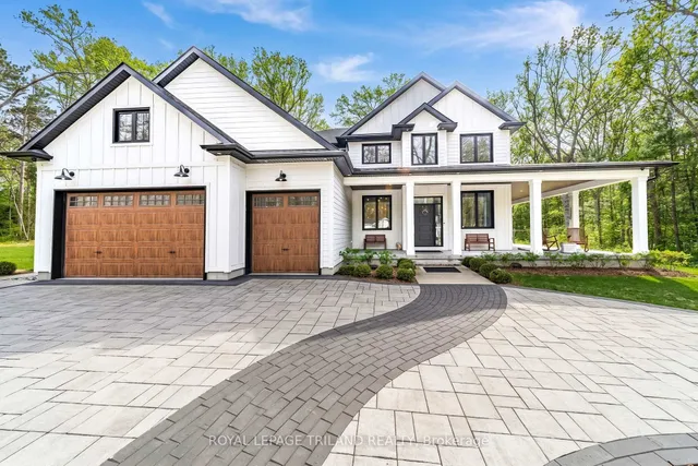 10195 Red Pine Rd, Lambton Shores 4