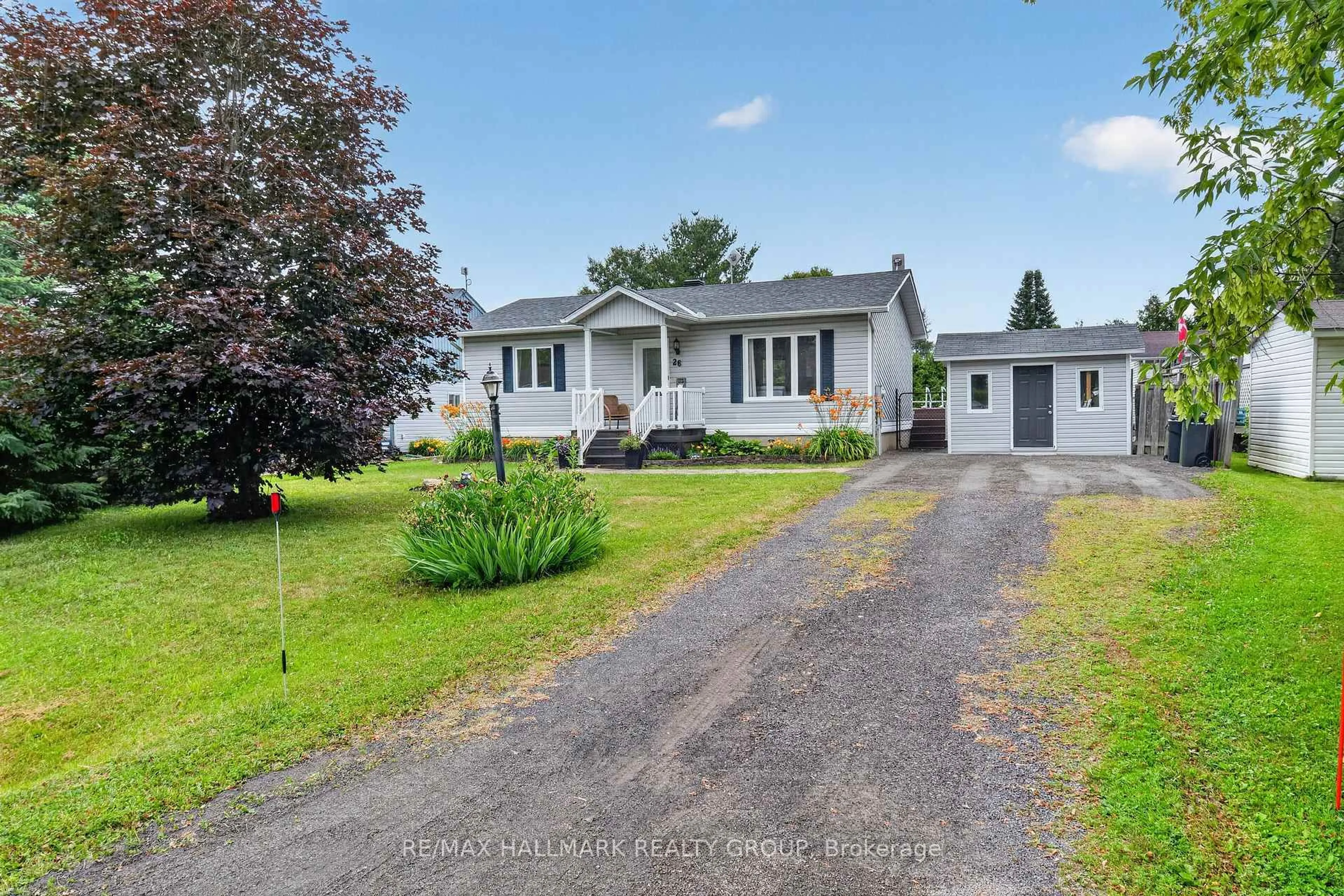 A pic from outside/outdoor area/front of a property/back of a property/a pic from drone, street for 26 Monarch Cres #26, Russell Ontario K0A 2M0