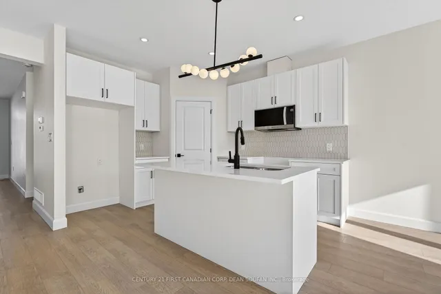 871 Catalpa Sq, London North 5
