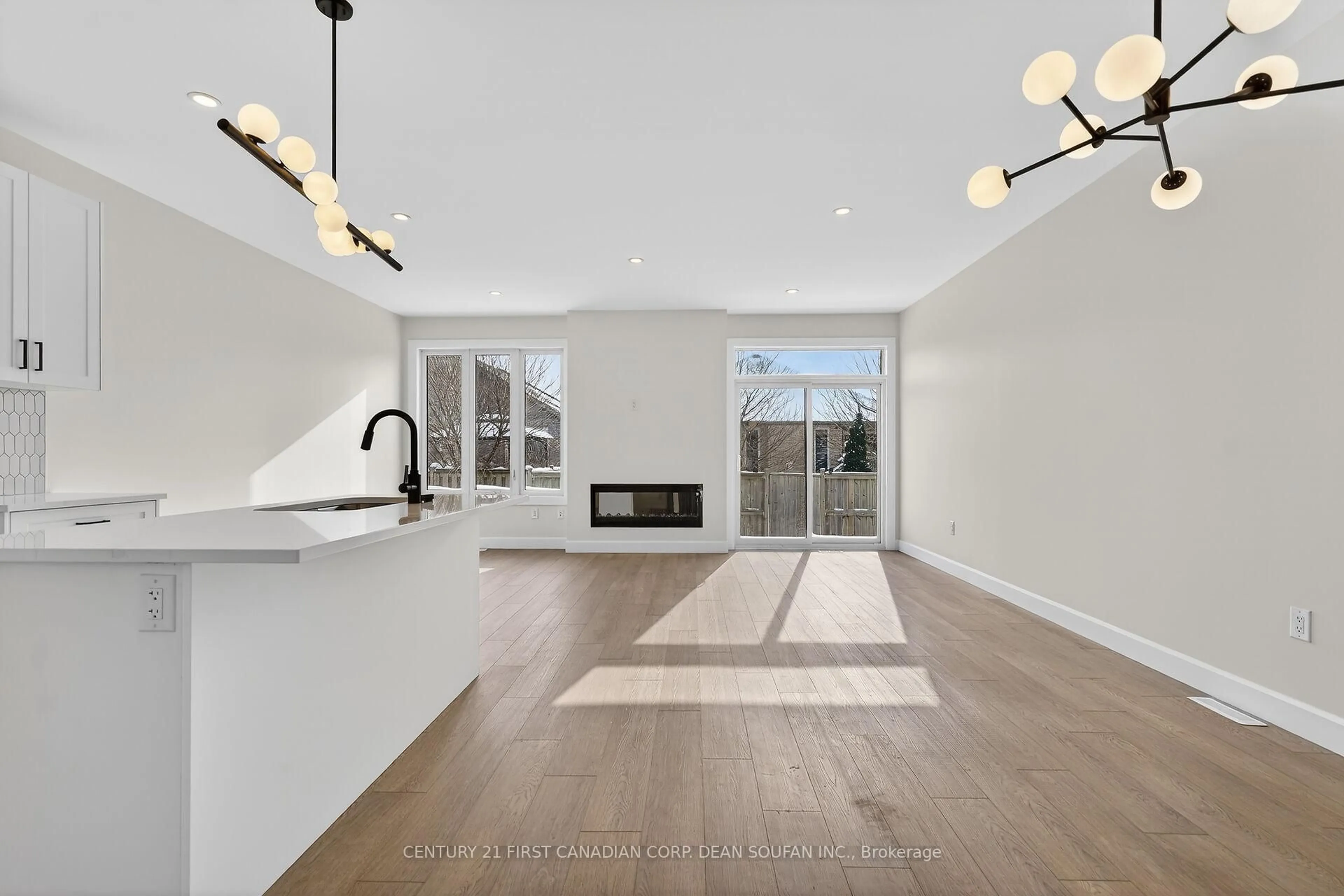 Open concept kitchen, unknown for 875 Catalpa Sq, London North Ontario N6G 4A5