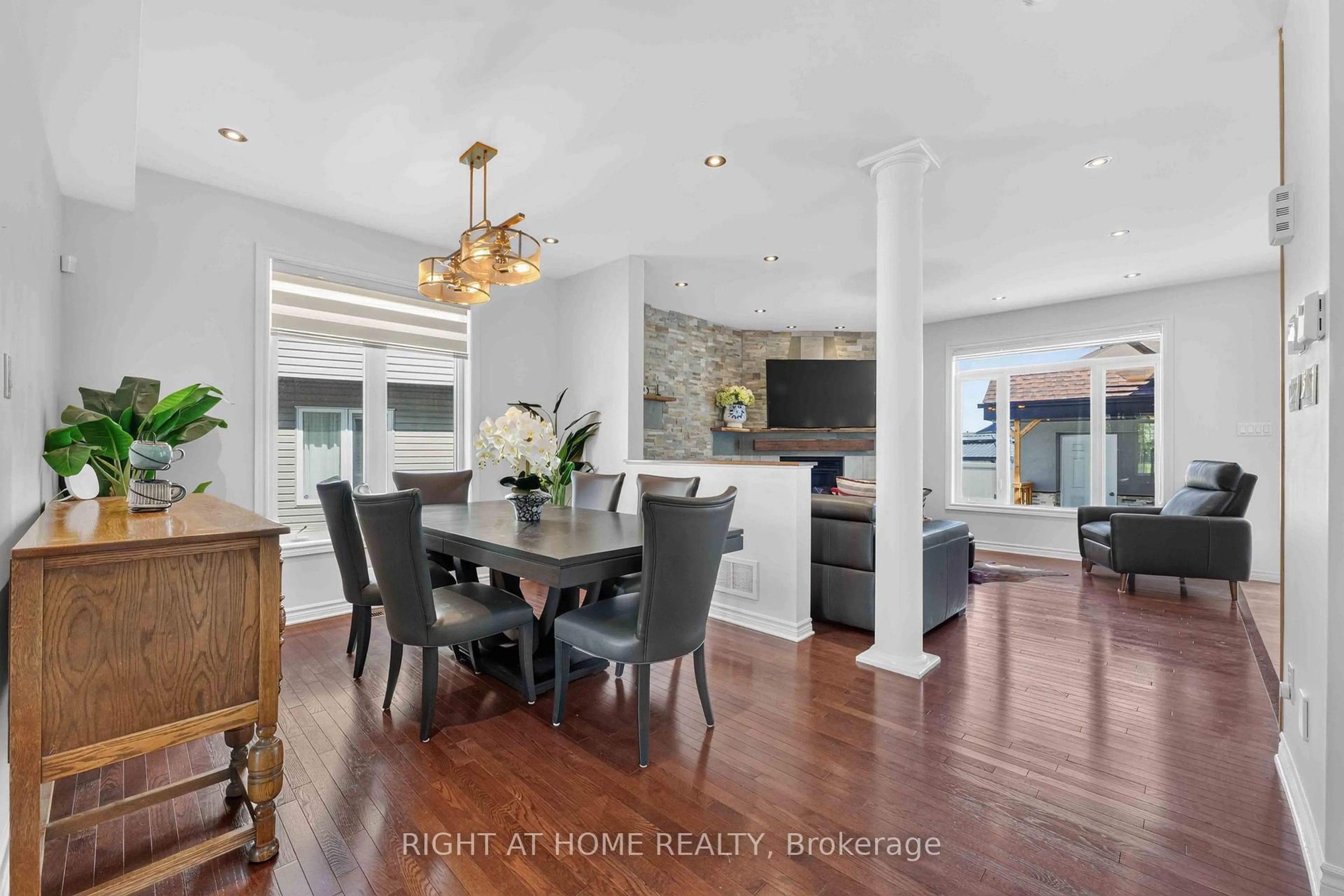 Open concept kitchen, unknown for 935 Rotary Way, Ottawa Ontario K1T 0L2