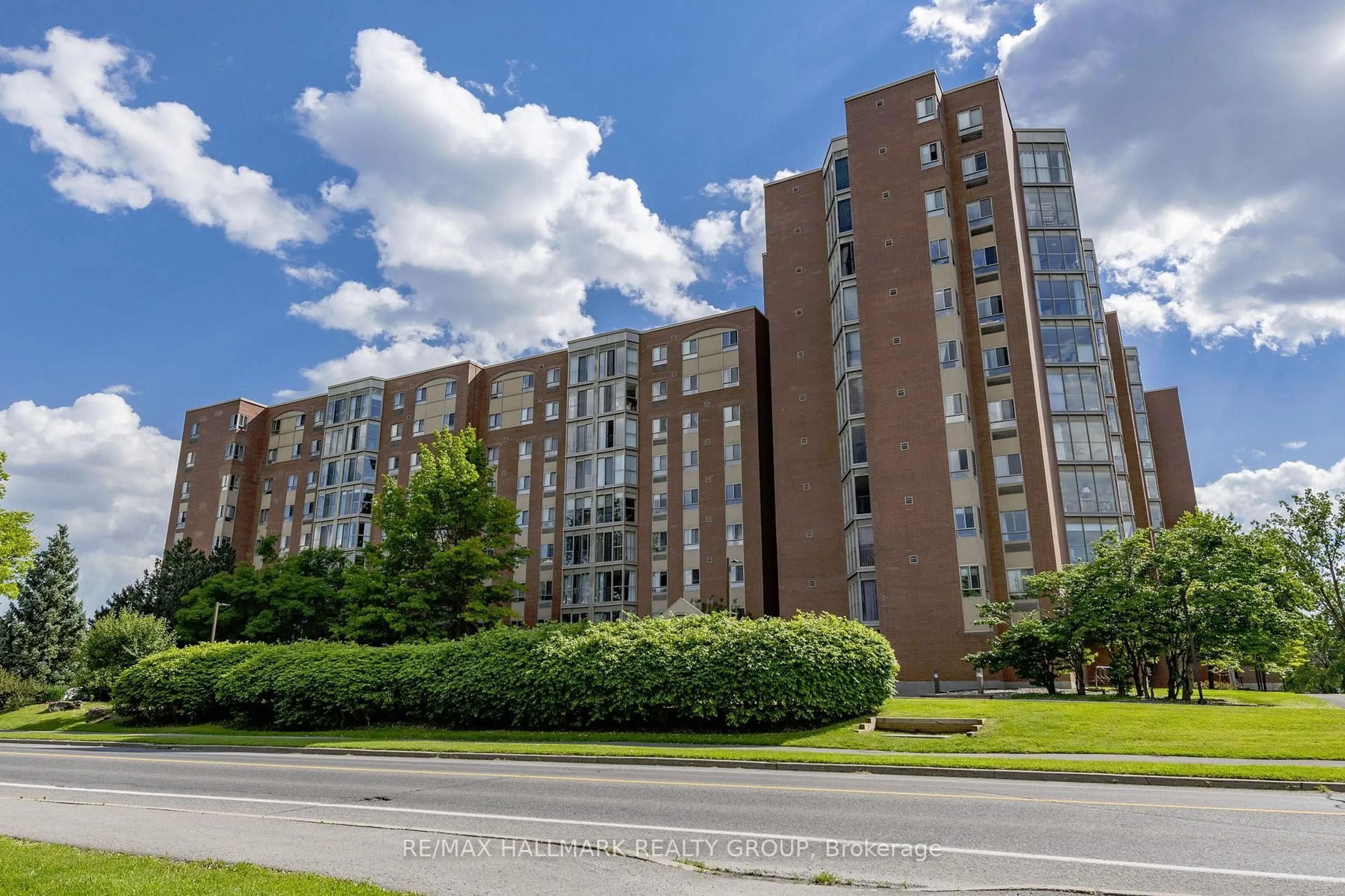Unknown for 960 Teron Rd #1104, Ottawa Ontario K2K 2B6