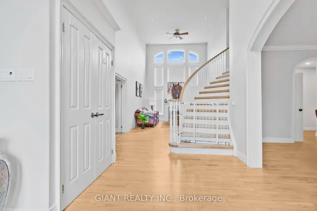 8 Orchard Dr, Mono 4