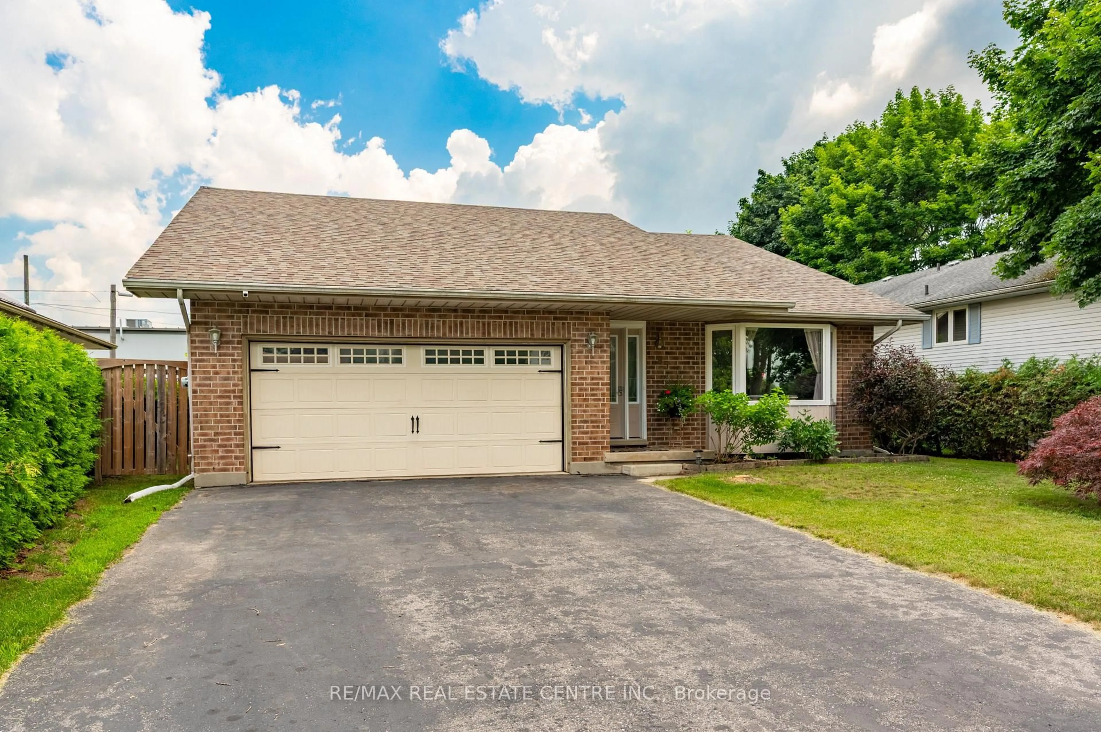 Home with brick exterior material, street for 95 Allen St, Tillsonburg Ontario N4G 4V8
