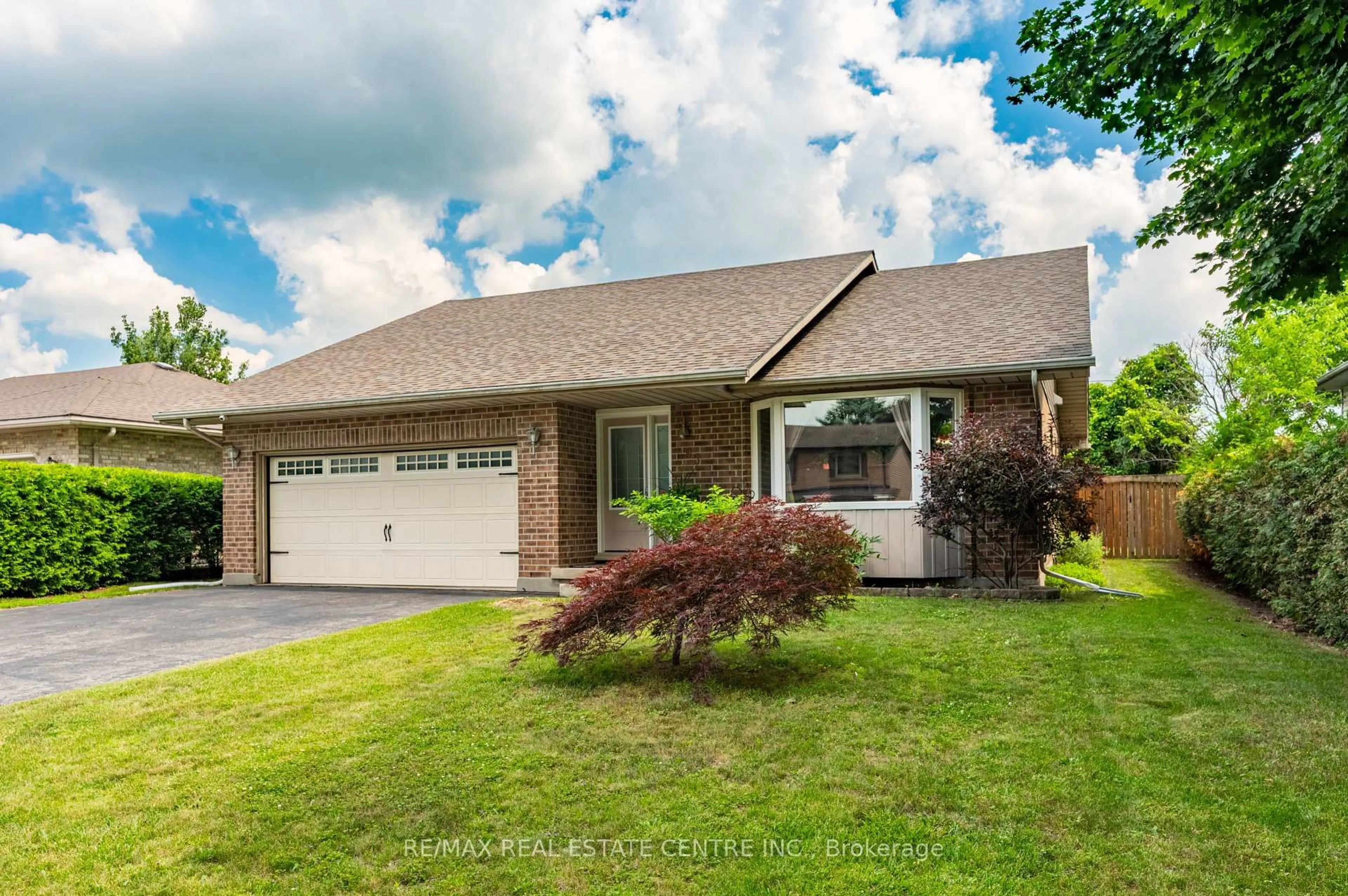 Home with brick exterior material, street for 95 Allen St, Tillsonburg Ontario N4G 4V8