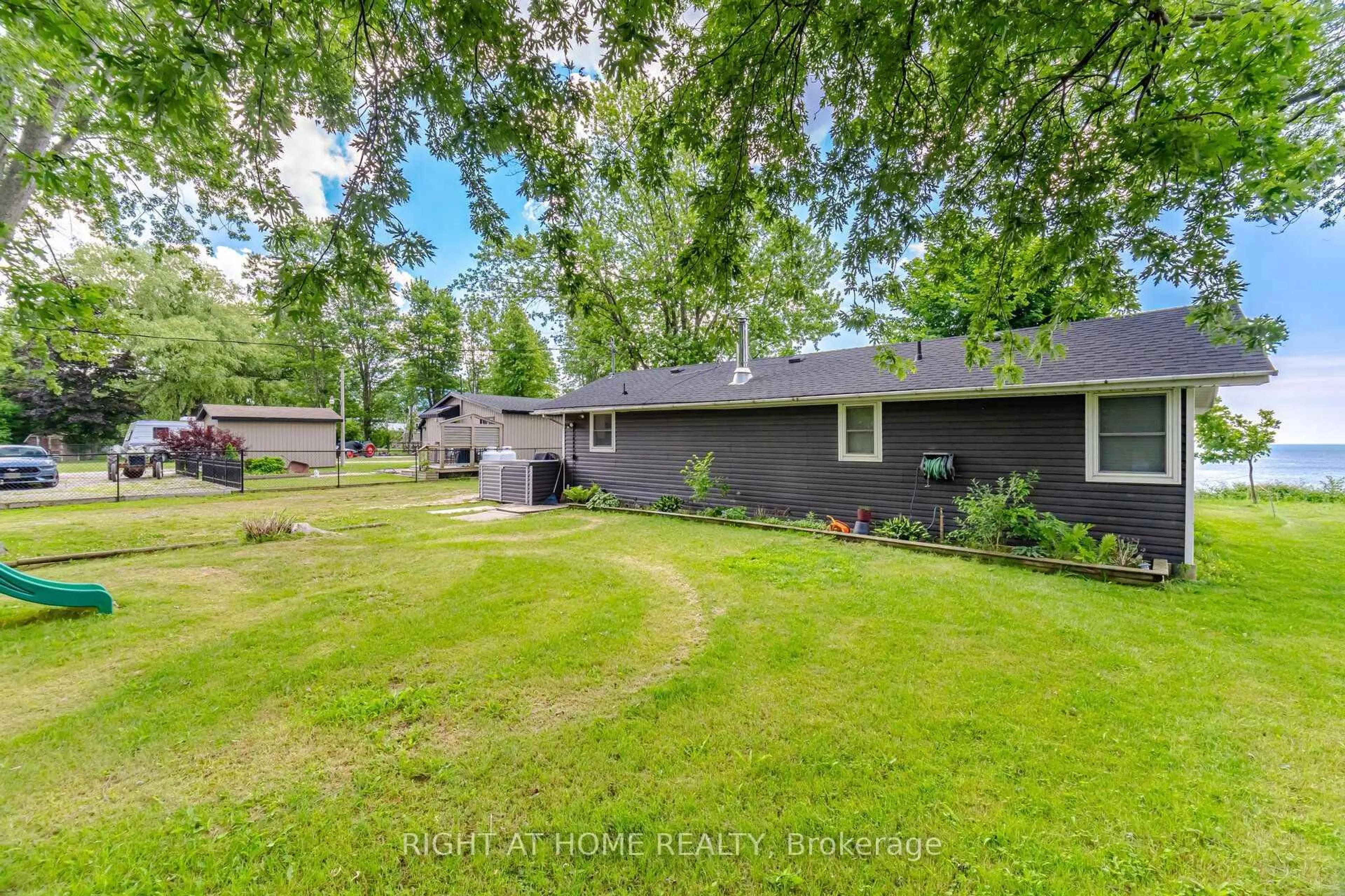 A pic from outside/outdoor area/front of a property/back of a property/a pic from drone, unknown for 33 Derner Line, Haldimand Ontario N0A 1K0