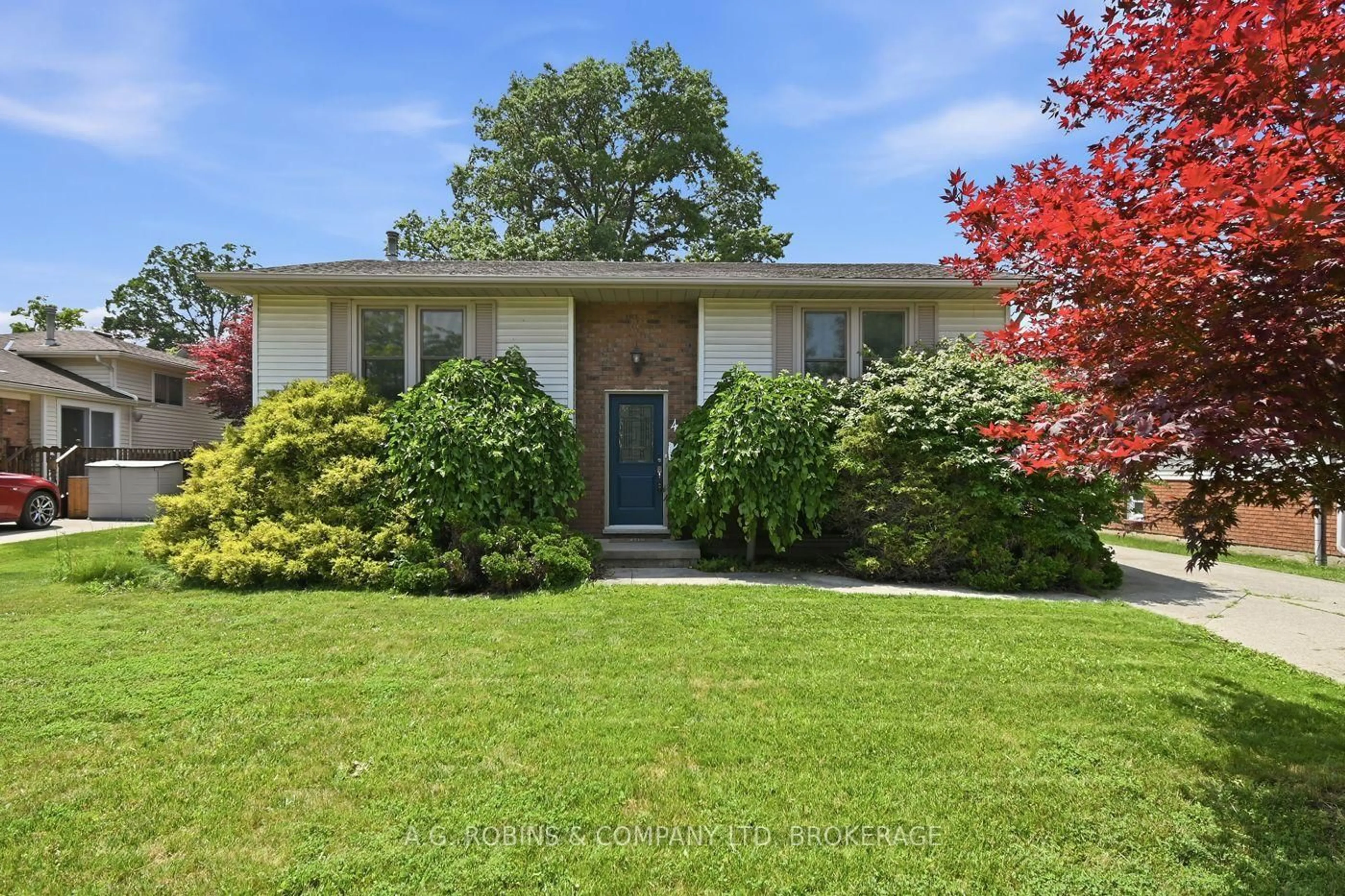 Unknown for 46 Dundonald St, St. Catharines Ontario L2P 3V6