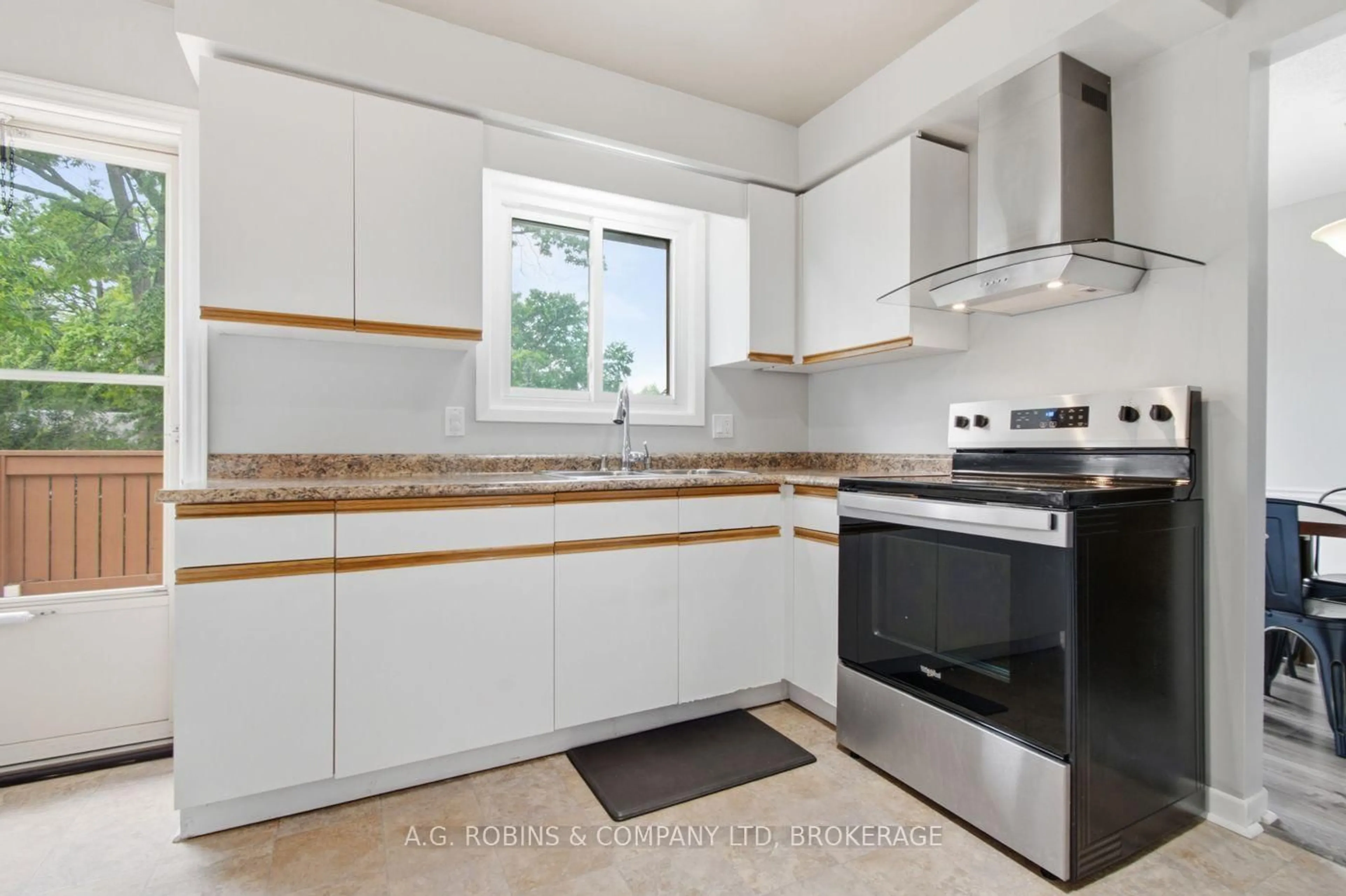 Standard kitchen, unknown for 46 Dundonald St, St. Catharines Ontario L2P 3V6