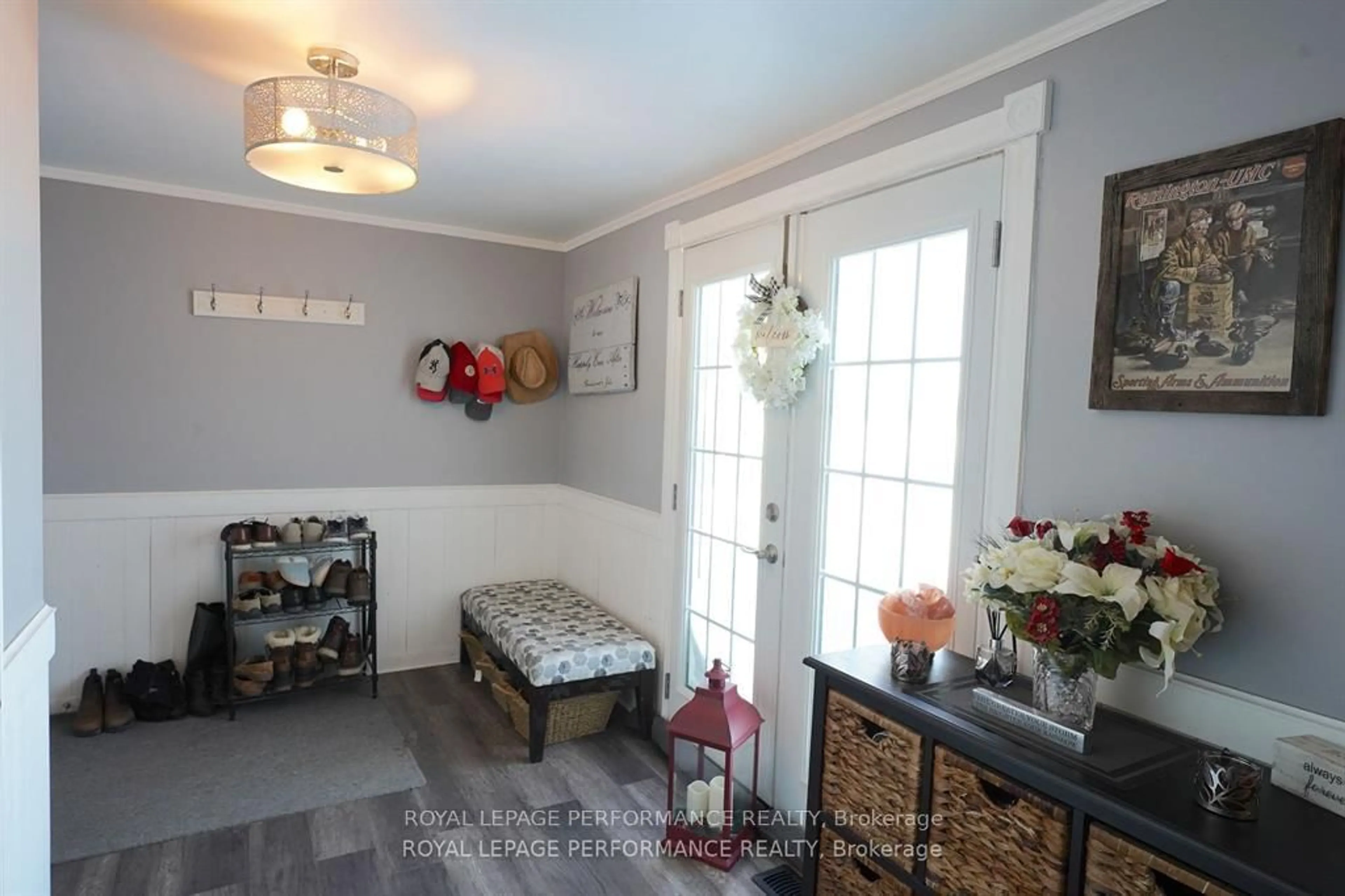 Indoor entryway for 14911 County Rd 43 Rd, North Stormont Ontario K0C 1K0