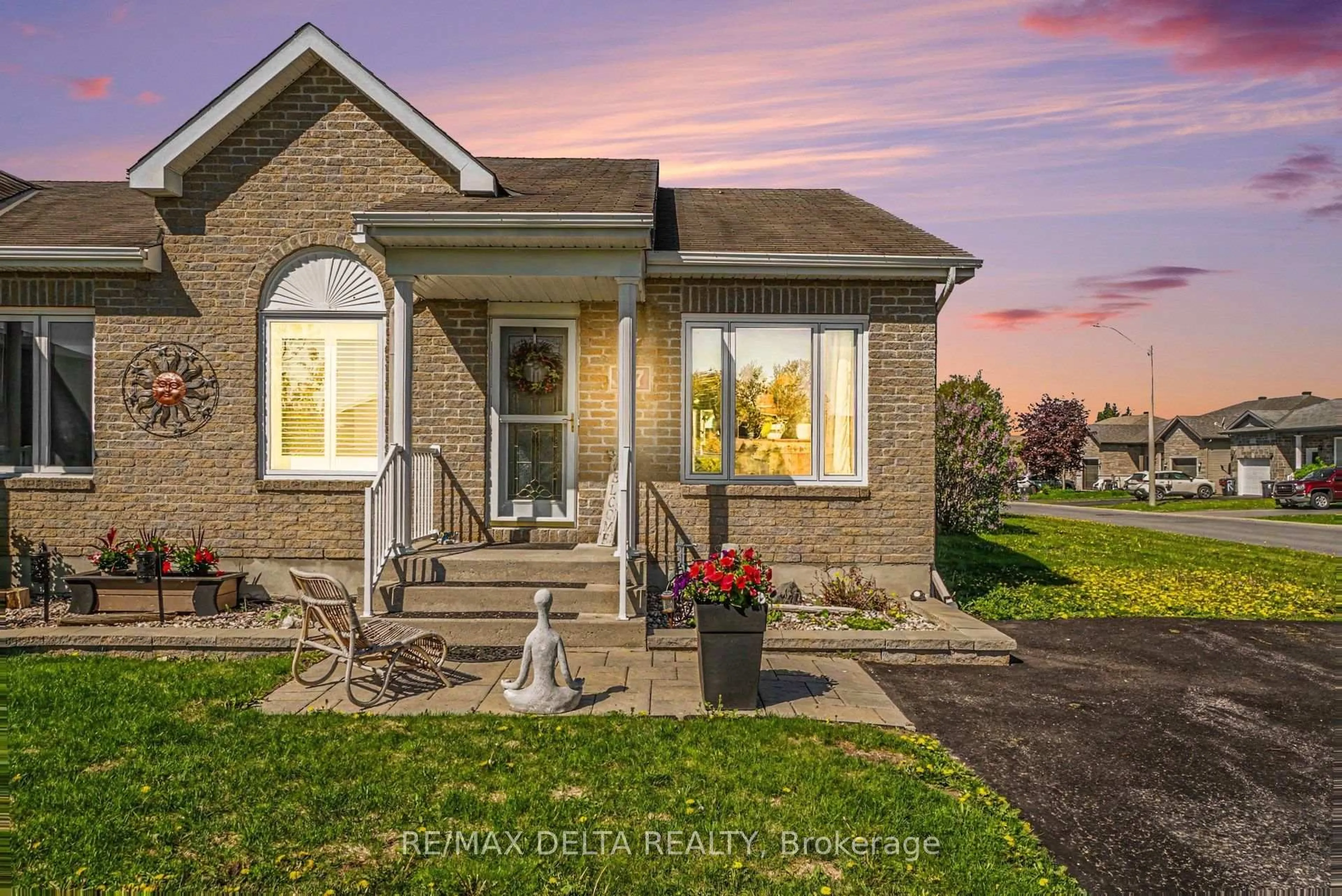 Home with brick exterior material, street for 117 Panorama Ave, Alfred and Plantagenet Ontario K0A 3K0