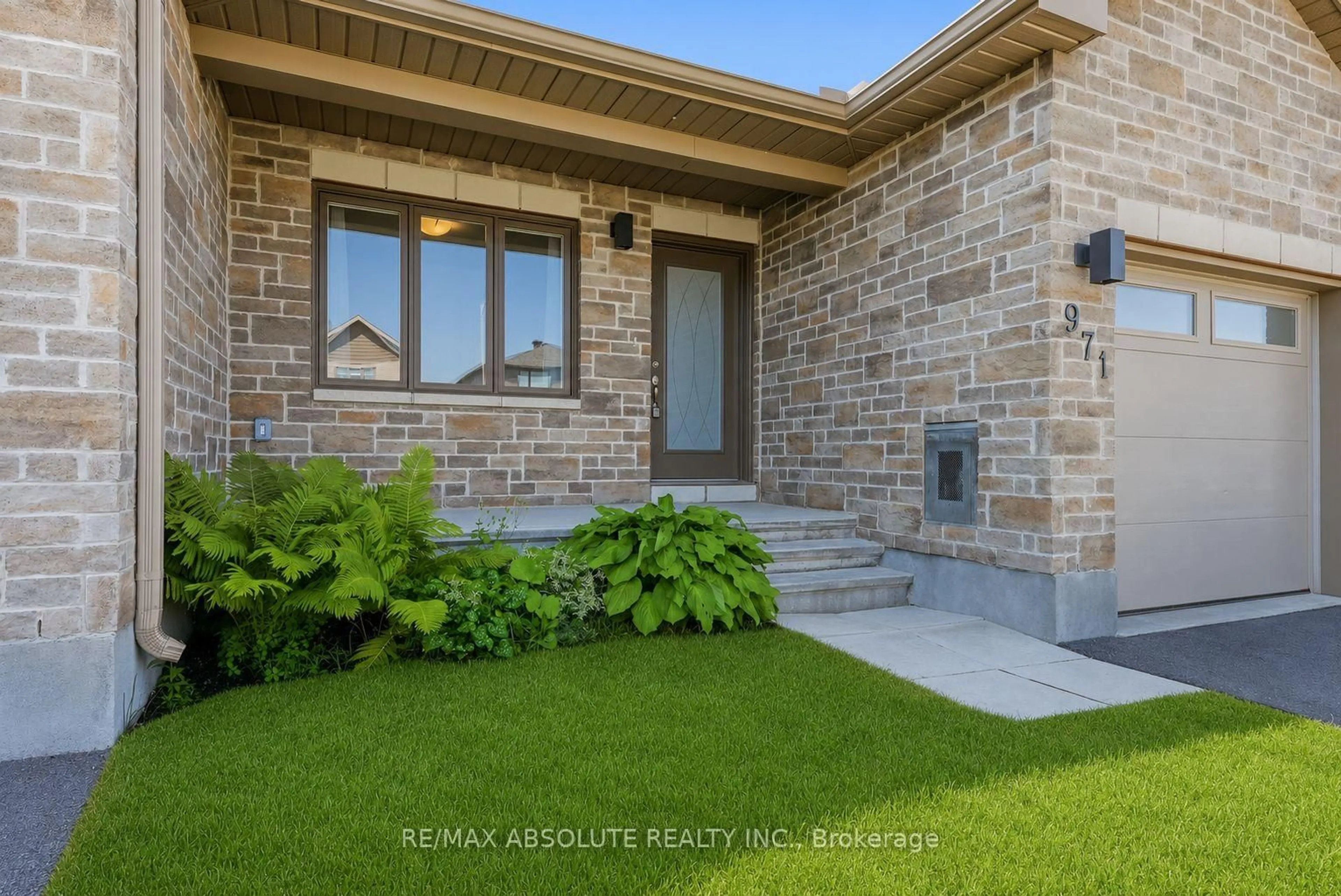 Home with brick exterior material, street for 971 LEISHMAN Dr, Almonte Ontario K0A 1A0