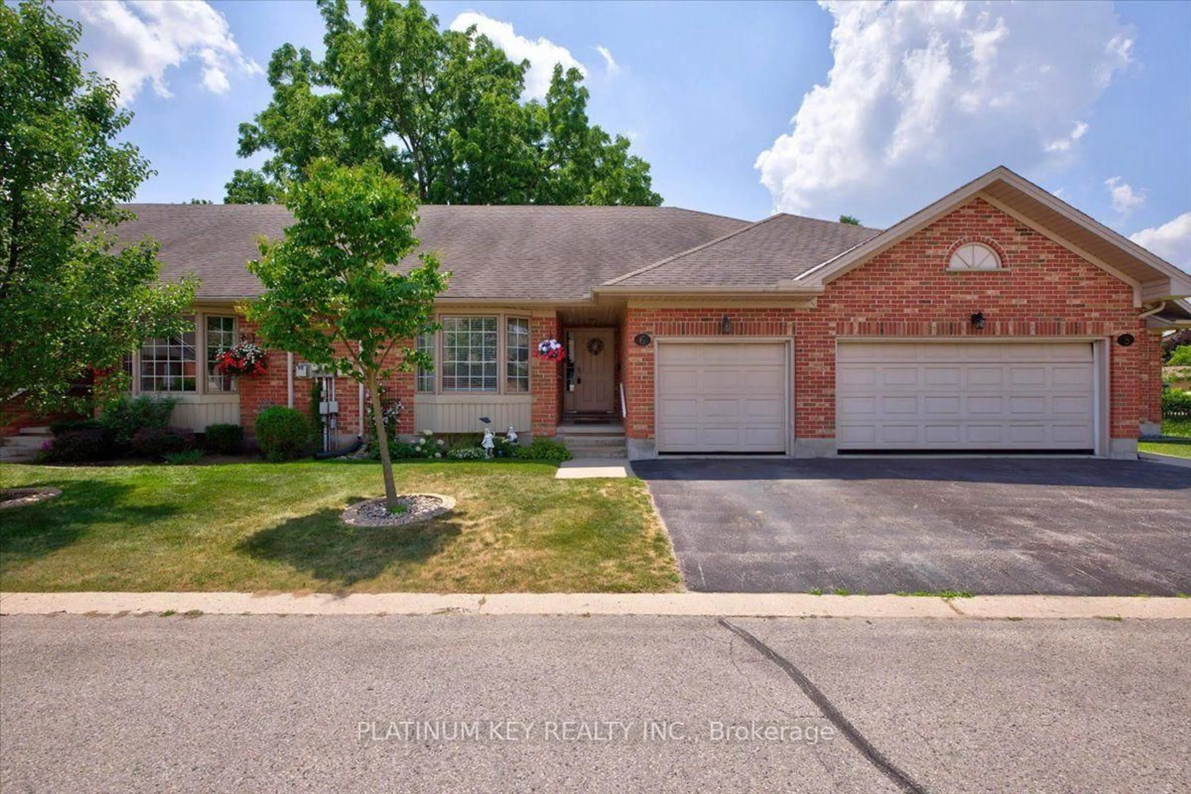 Home with brick exterior material, street for 307 Metcalfe St #6, Strathroy-Caradoc Ontario N7G 0B3