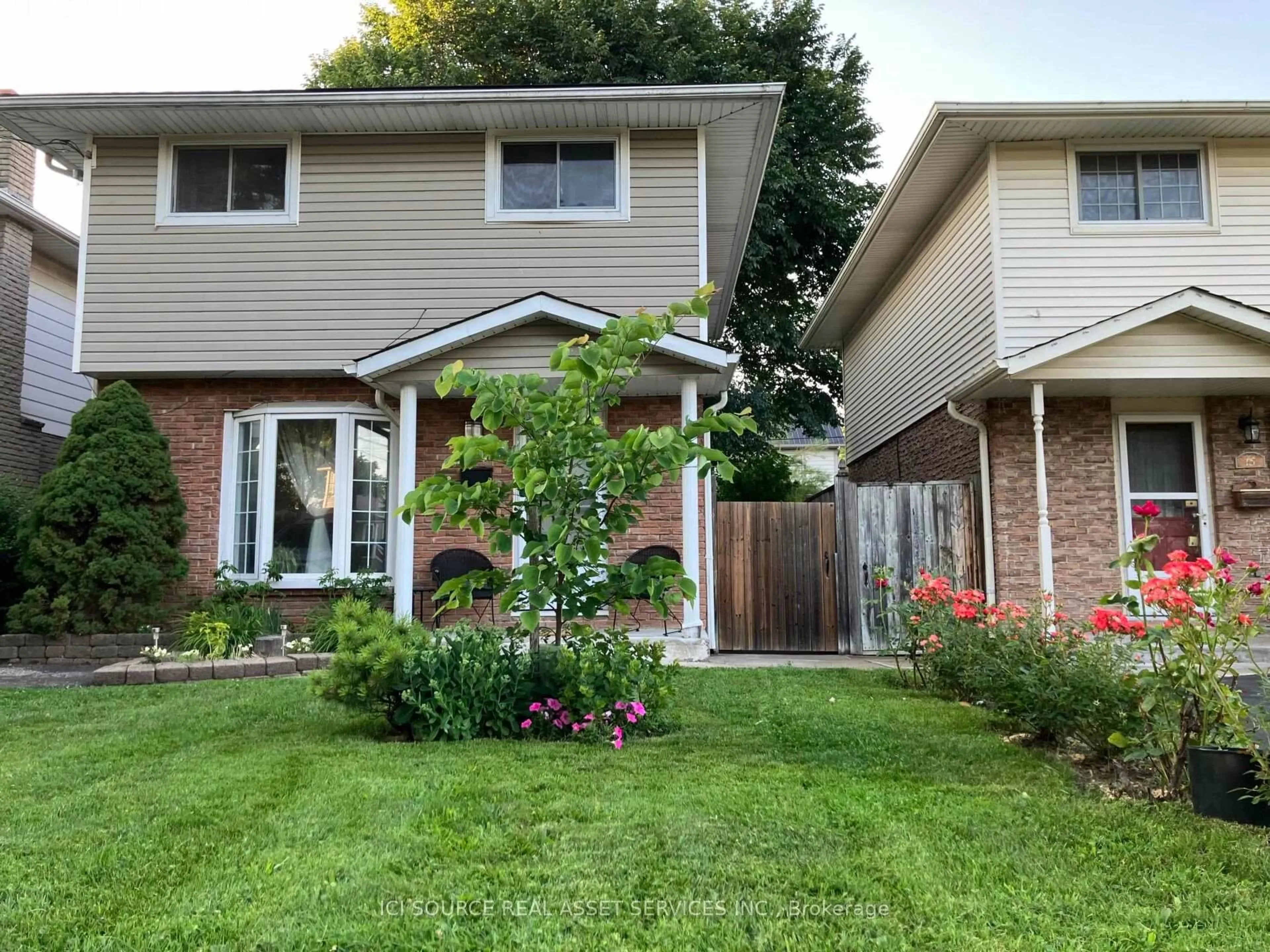 Unknown for 13 1/2 Northglen Ave, St. Catharines Ontario L2M 1B3
