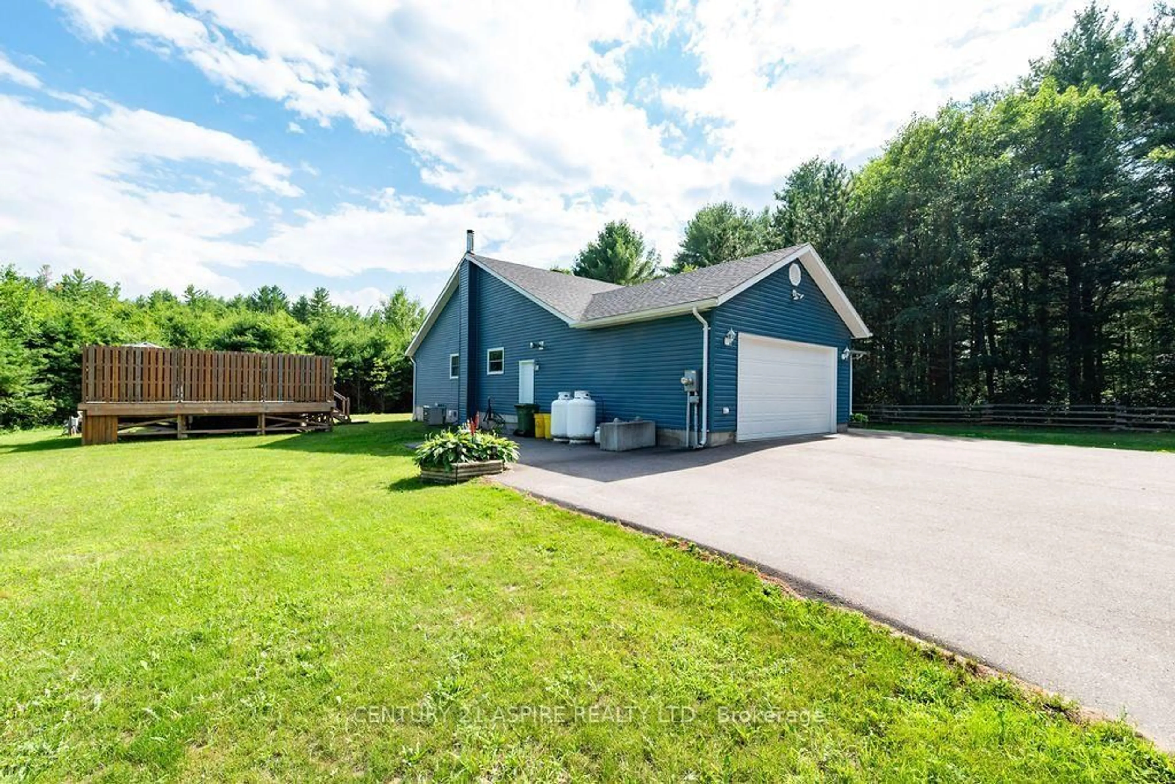 A pic from outside/outdoor area/front of a property/back of a property/a pic from drone, water/lake/river/ocean view for 48 Plum Tree Lane, Petawawa Ontario K8H 2W8