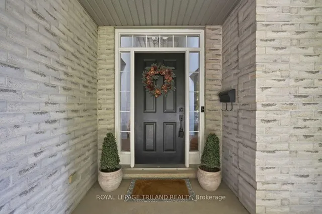 921 Guildwood Blvd, London North 5