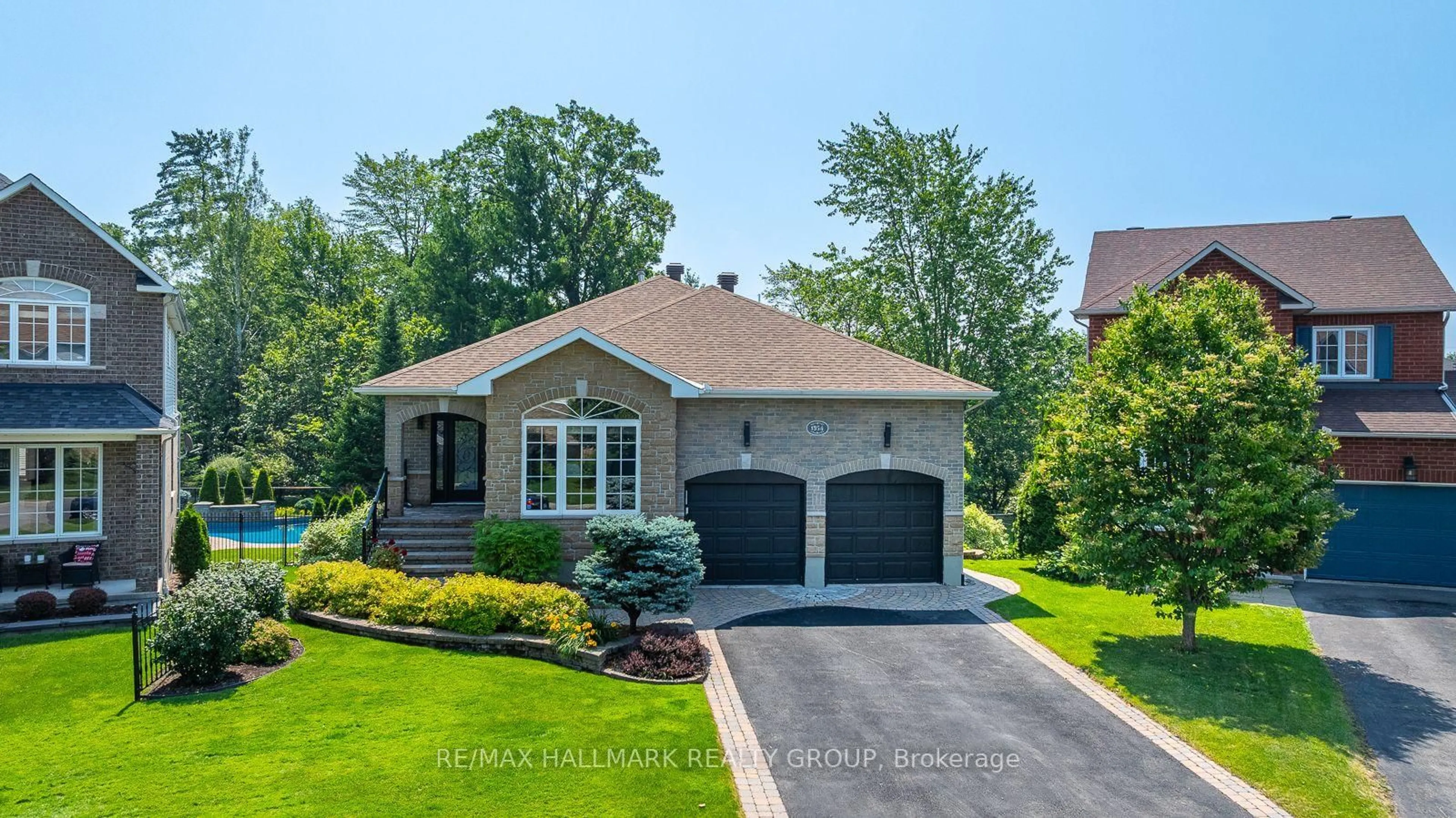 Home with brick exterior material, street for 1954 Lobelia Way, Ottawa Ontario K4A 4R5