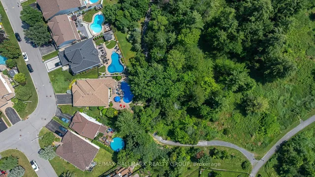 1954 Lobelia Way, Ottawa 4
