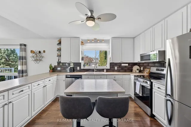 3 Mary Ave, Prince Edward County 4