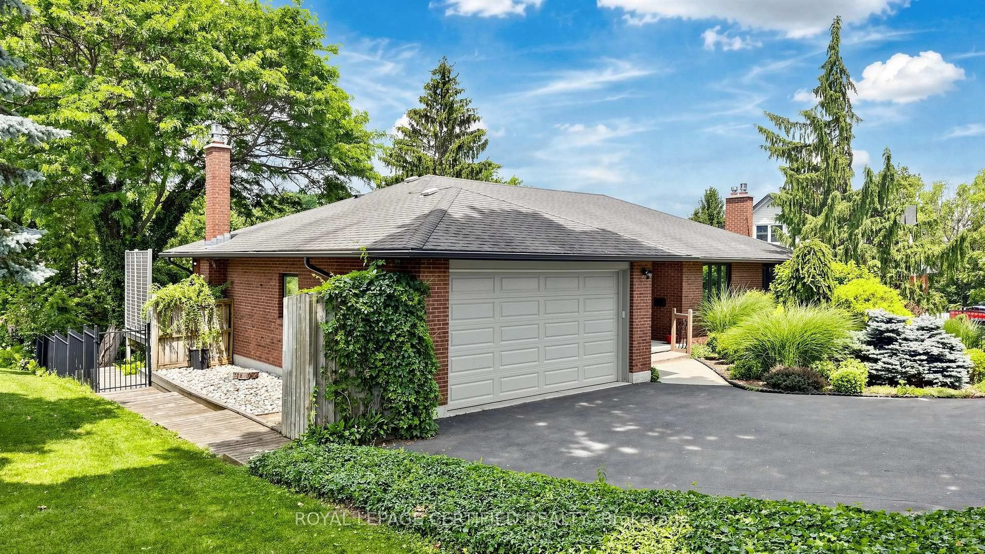 Home with brick exterior material, street for 438 Lexington Rd, Waterloo Ontario N2K 2K3