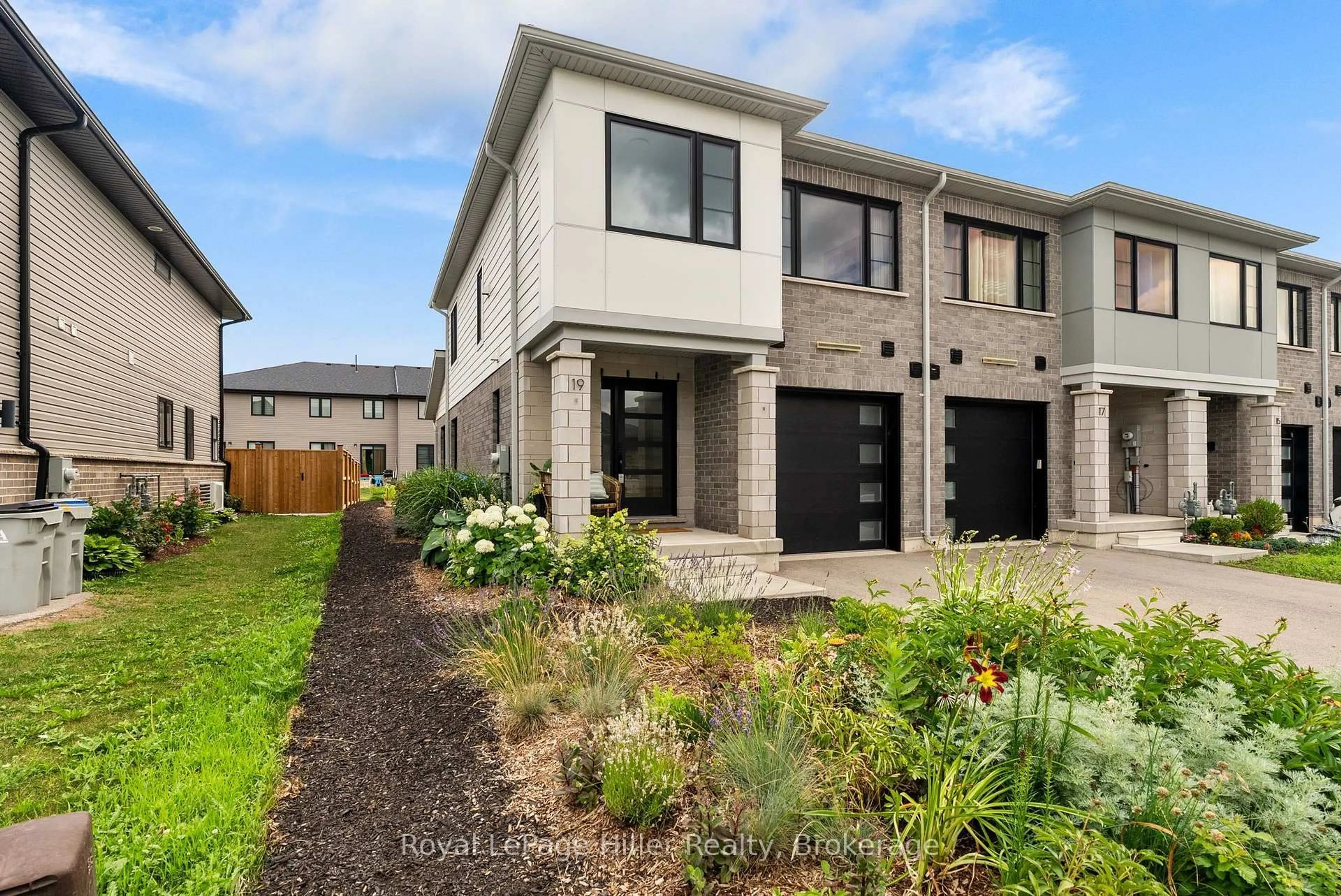 Home with brick exterior material, street for 19 Trailside Dr, St. Marys Ontario N4X 0C1