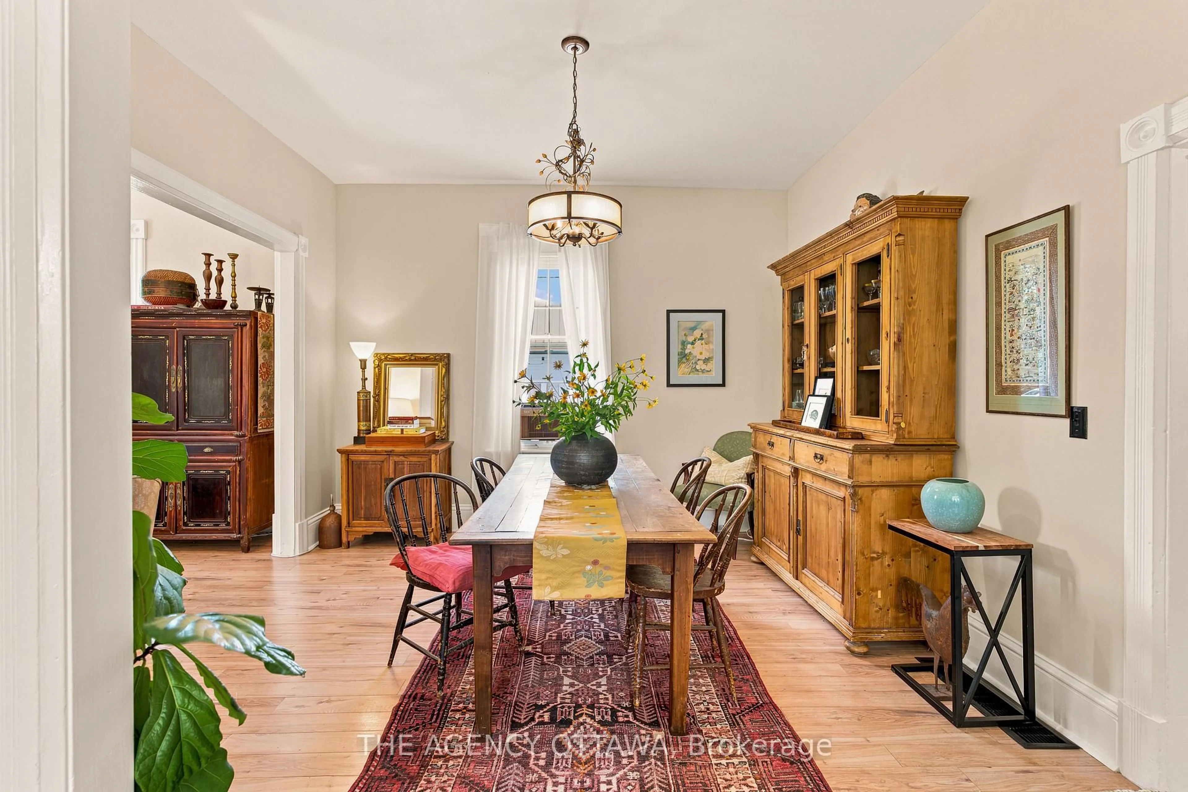 Dining room, wood/laminate floor for 33 Napoleon St #A & B, Carleton Place Ontario K7C 2X4