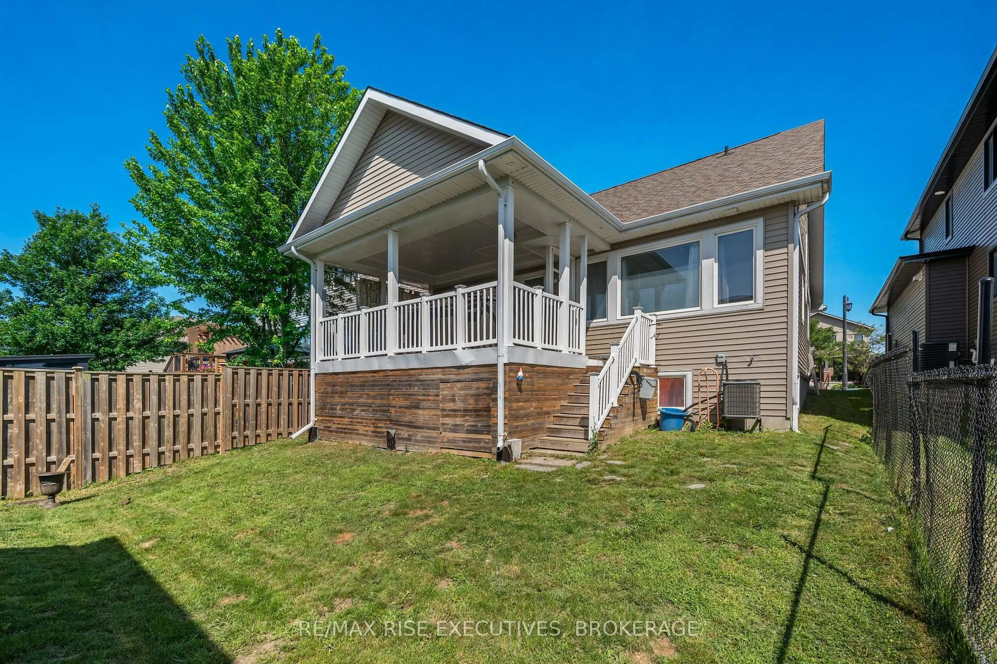 Home with vinyl exterior material, unknown for 159 McDonough Cres, Loyalist Ontario K7N 0B3