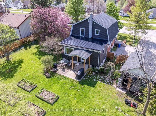 740 6th St, Owen Sound 2
