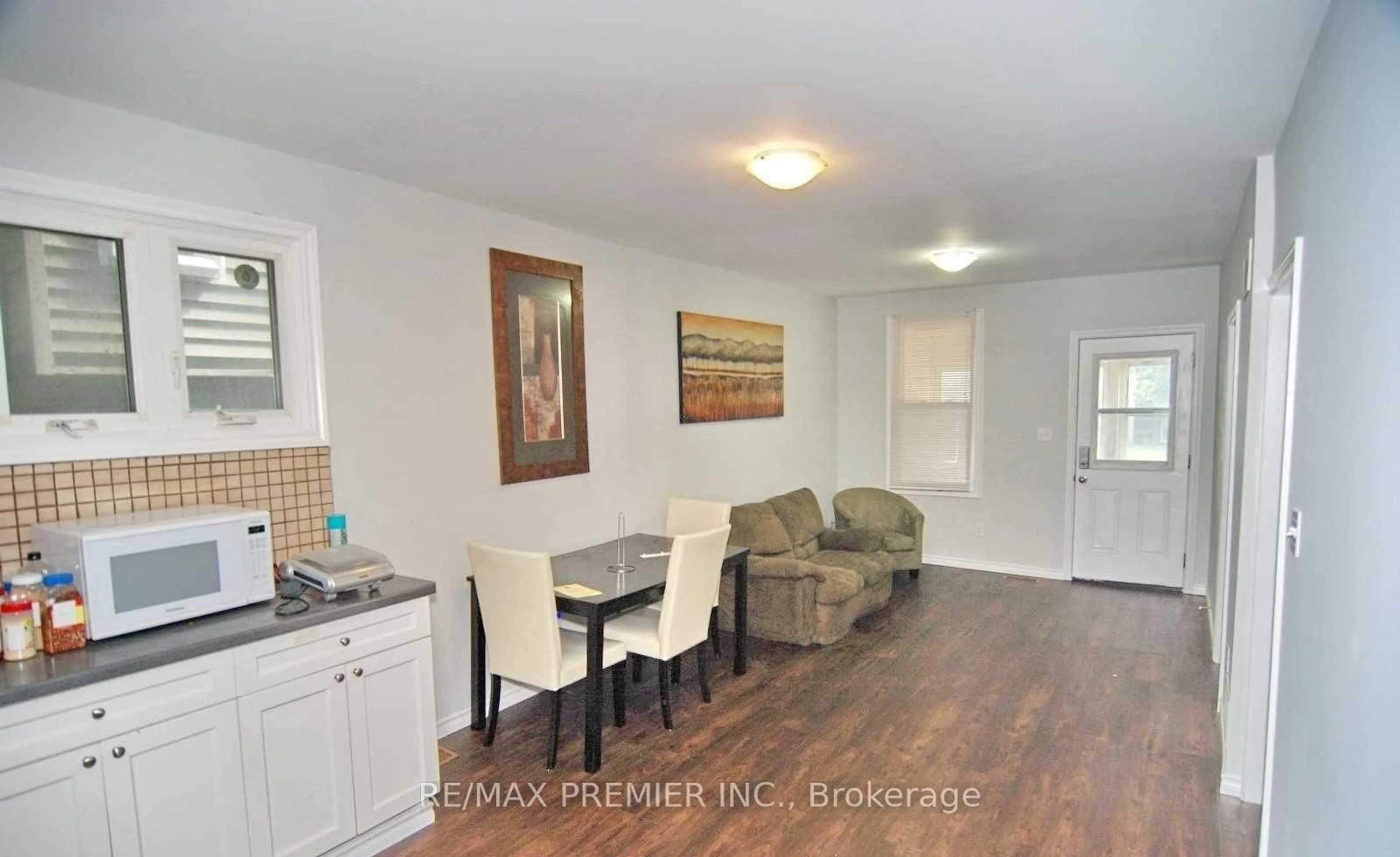 Living room with furniture, unknown for 3588 Sandwich St, Windsor Ontario N9C 1B5