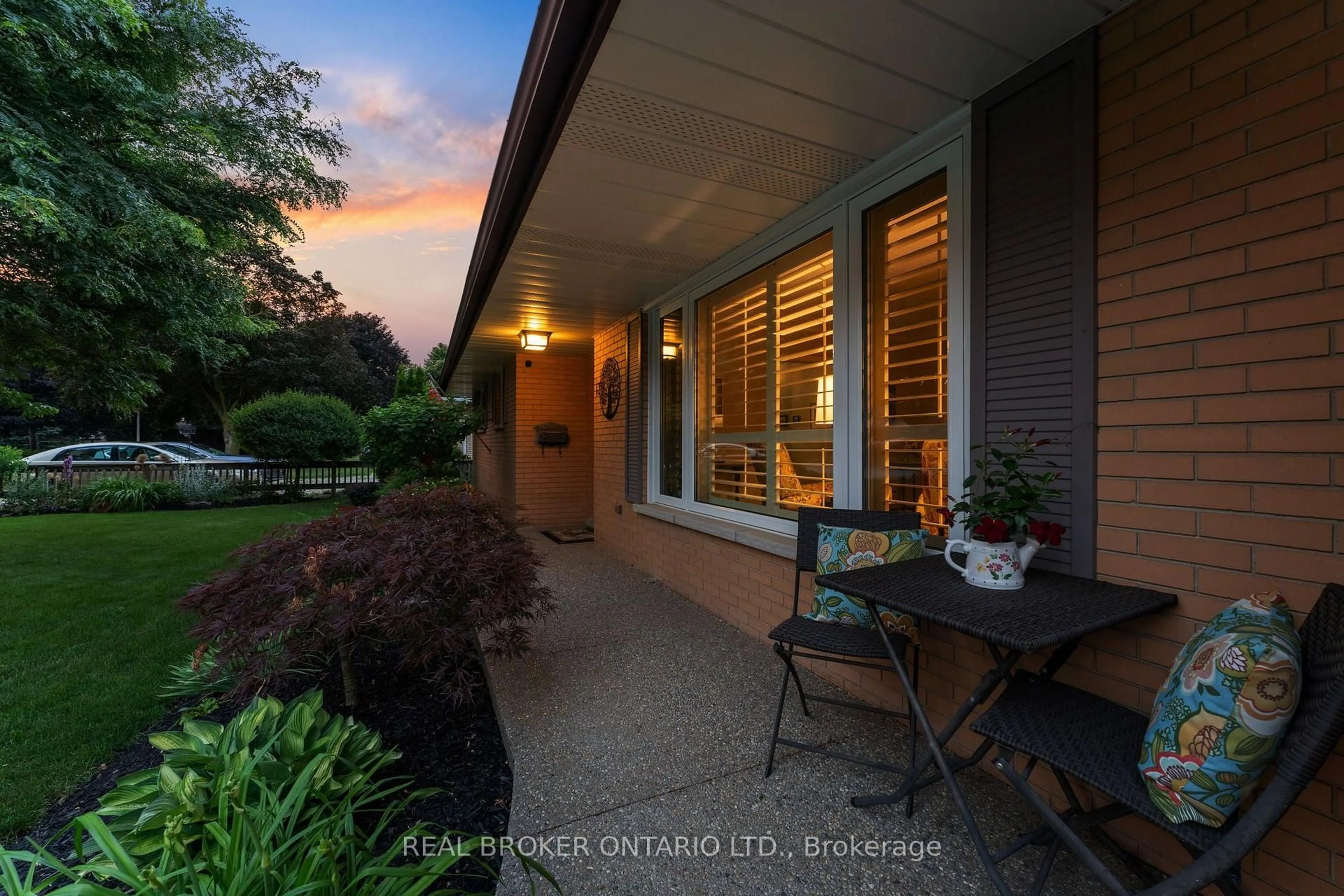 Patio, unknown for 13 Bluebird Pl, Woolwich Ontario N3B 1W7