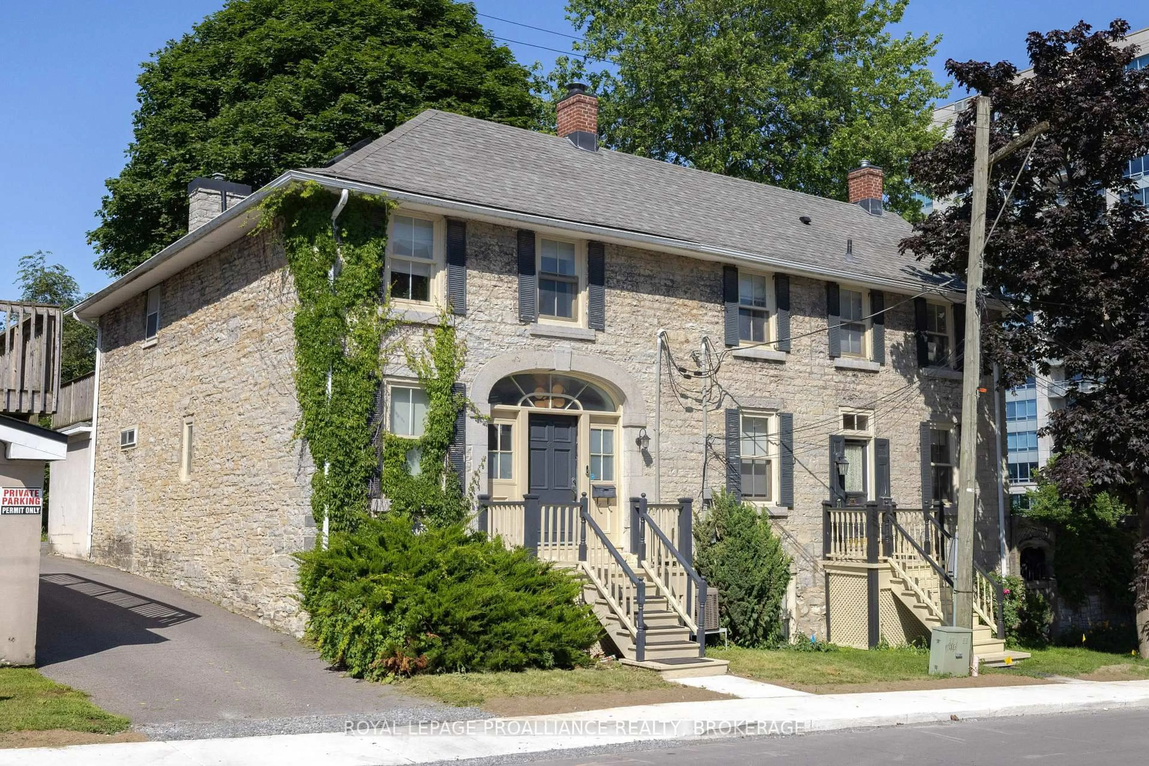 Home with brick exterior material, street for 23 Earl St, Kingston Ontario K7L 2G4