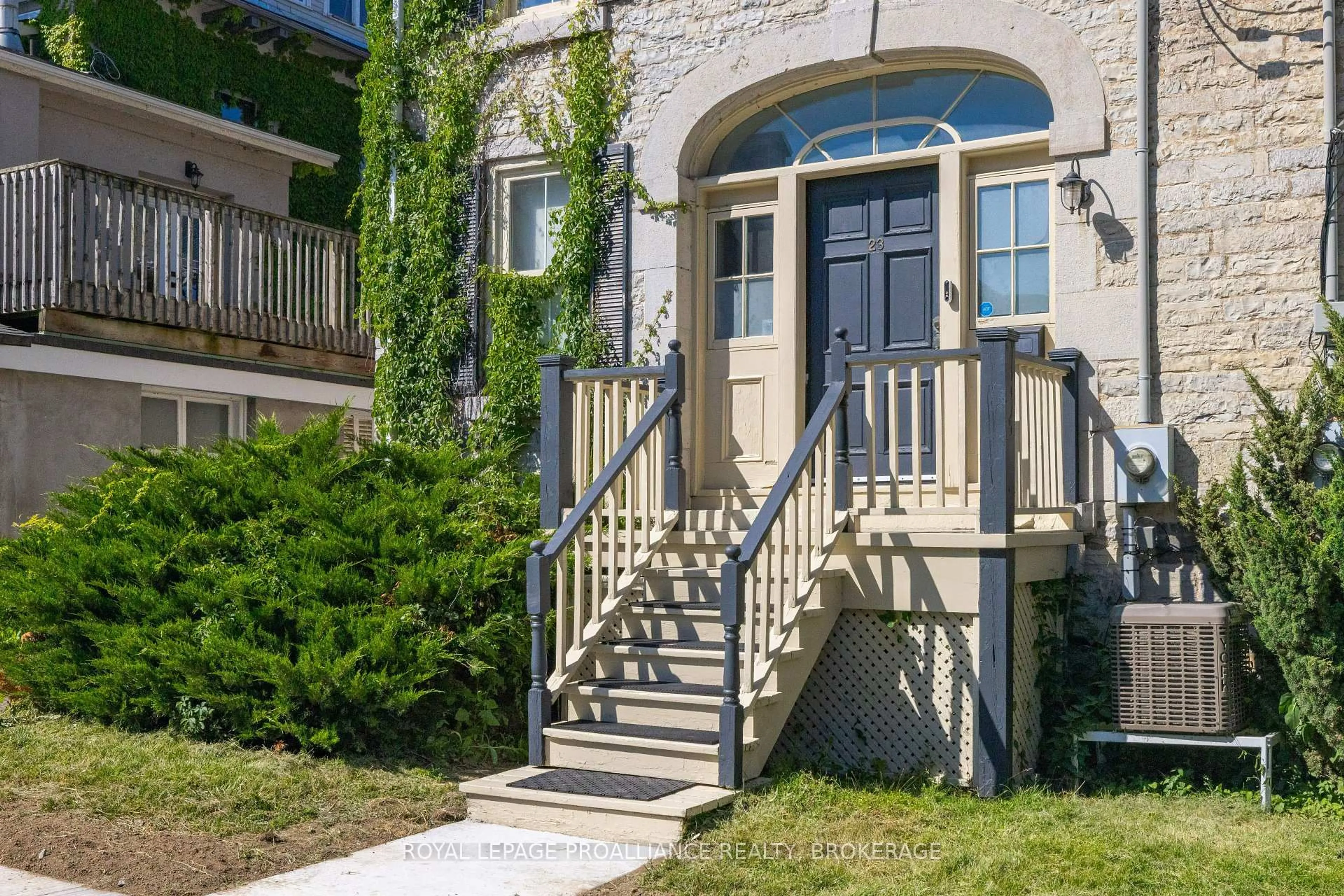 Unknown for 23 Earl St, Kingston Ontario K7L 2G4