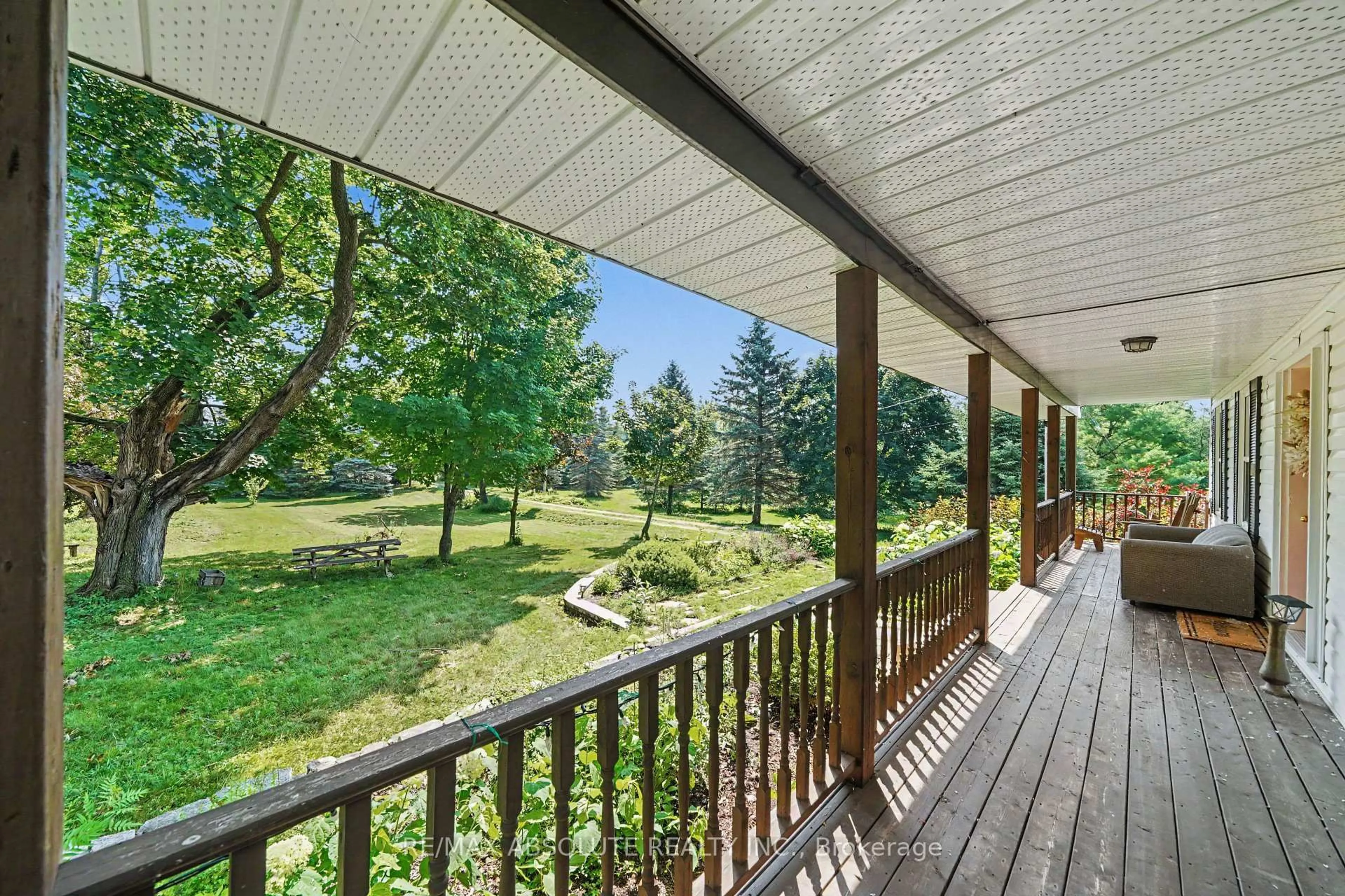 Patio, unknown for 8306 Bank St, Metcalfe Ontario K0A 2P0