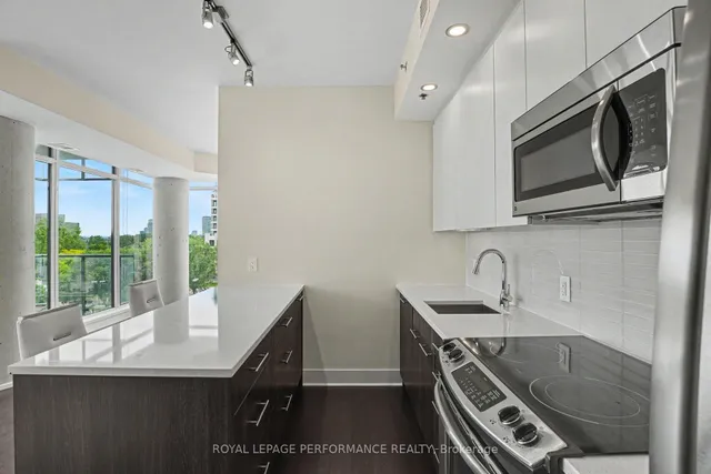 88 Richmond Rd #412, Ottawa 3